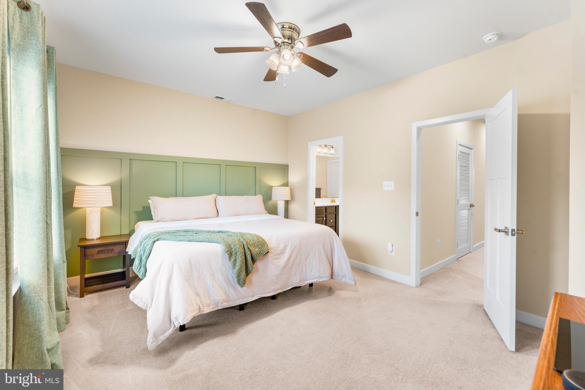 TANYARD SHORES - Residential