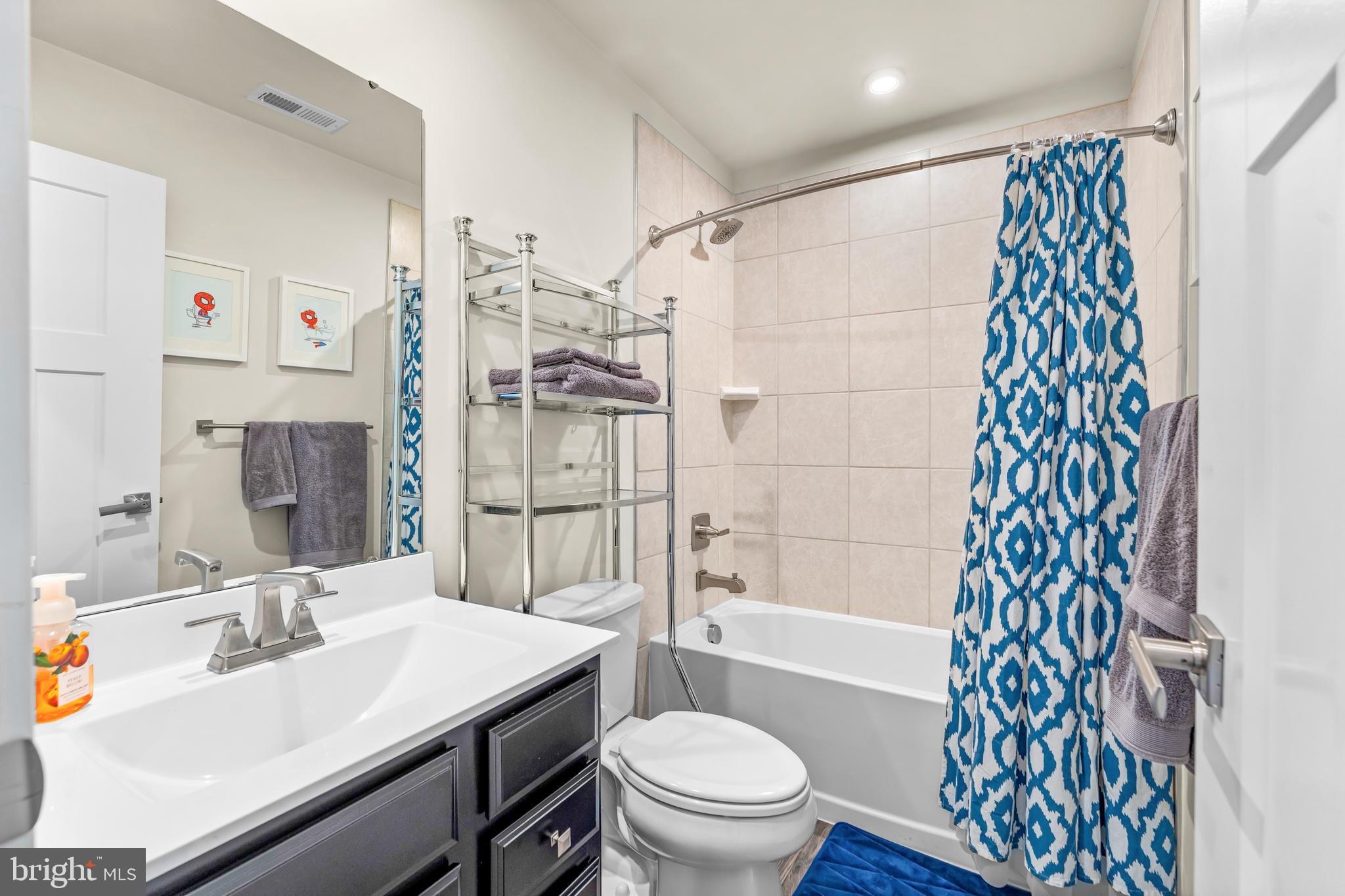 TANYARD SHORES - Residential