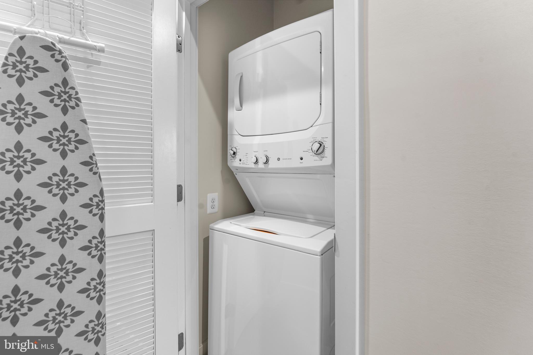 TANYARD SHORES - Residential