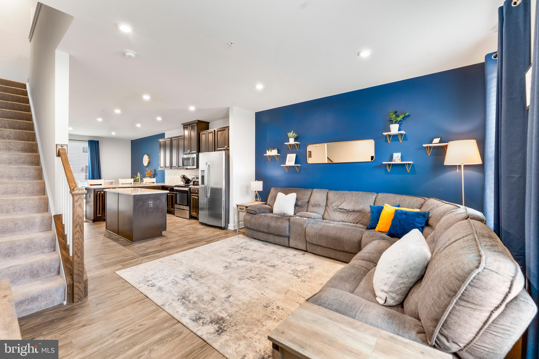 TANYARD SHORES - Residential