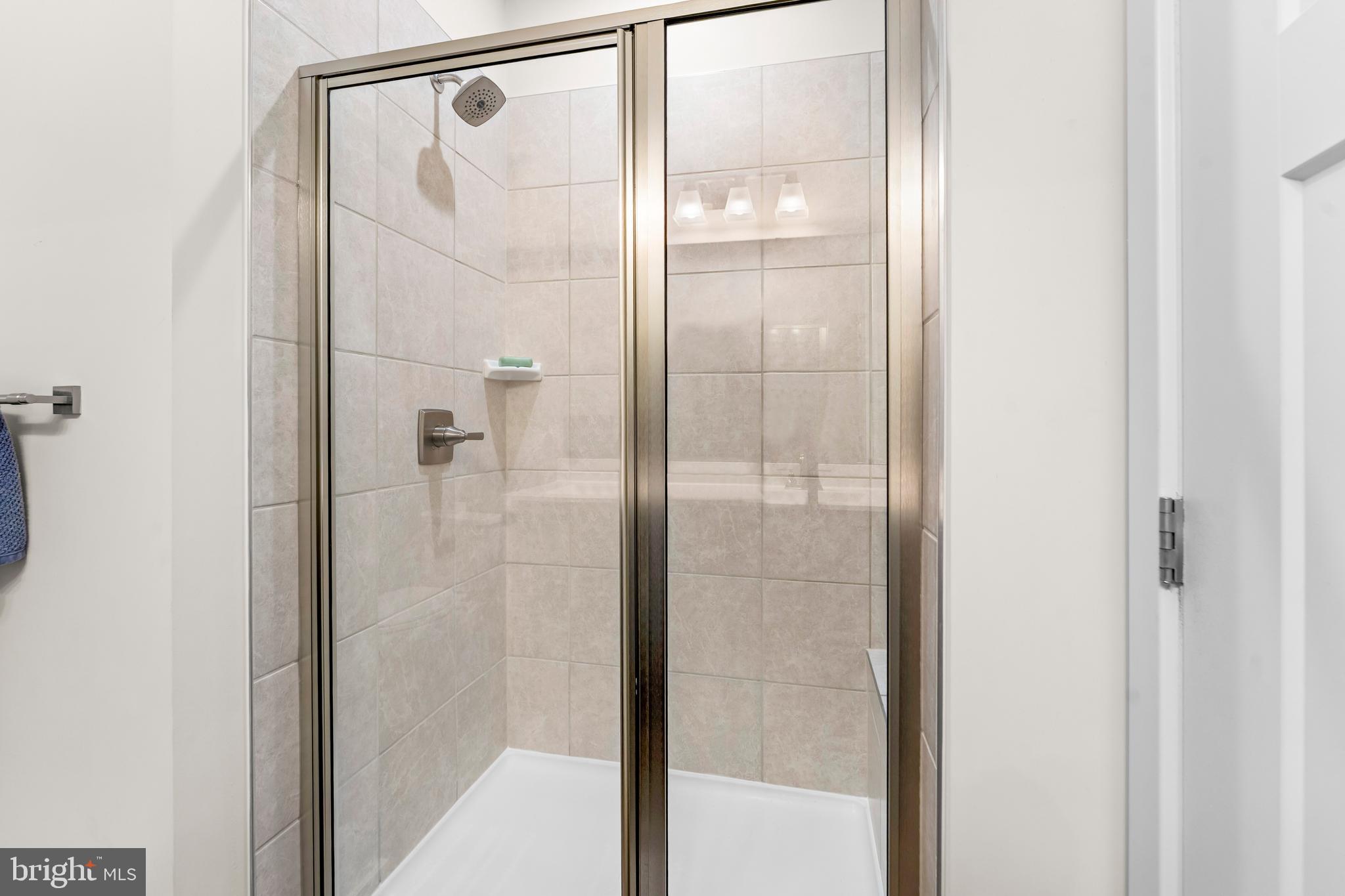 TANYARD SHORES - Residential