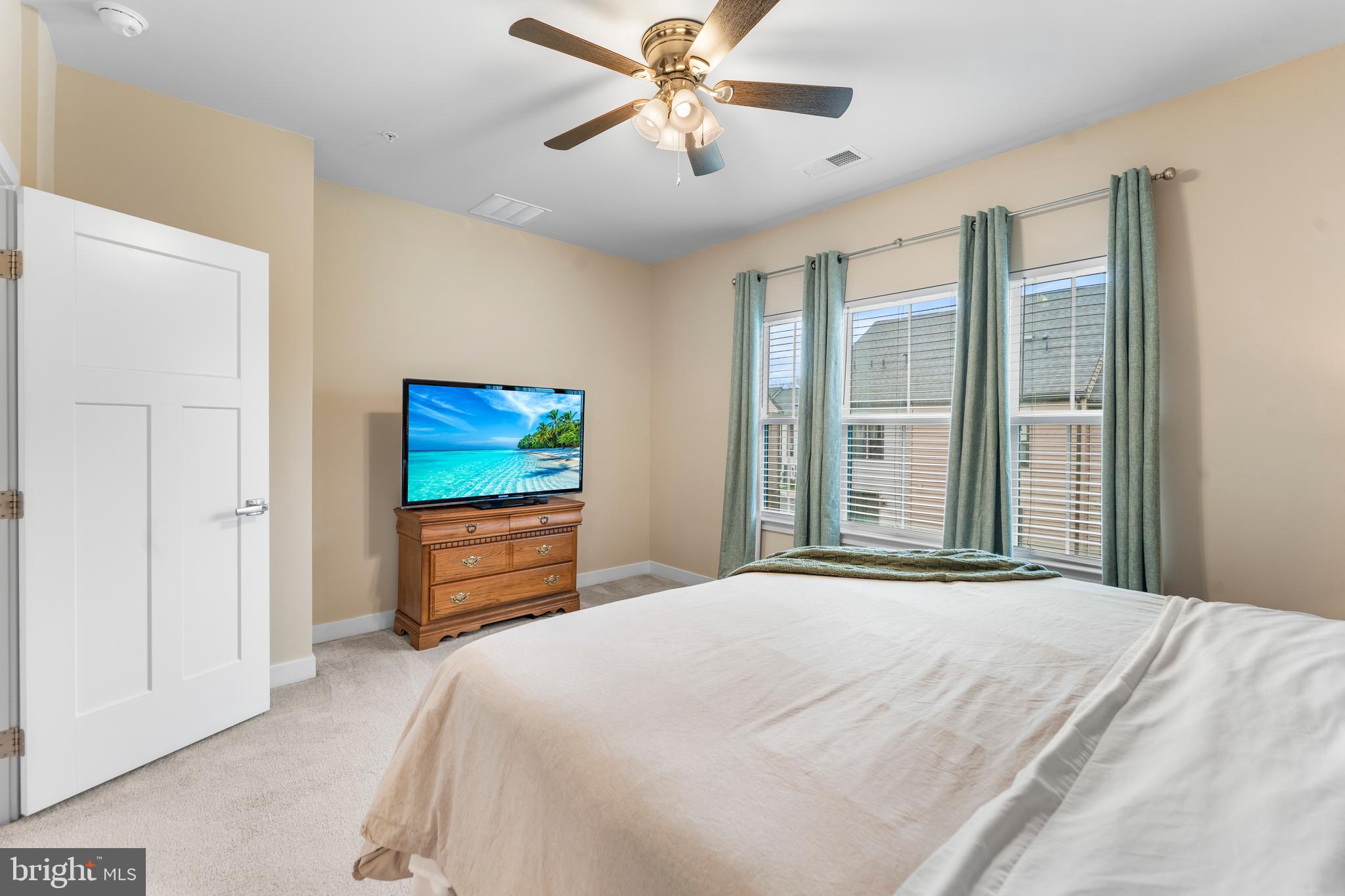 TANYARD SHORES - Residential