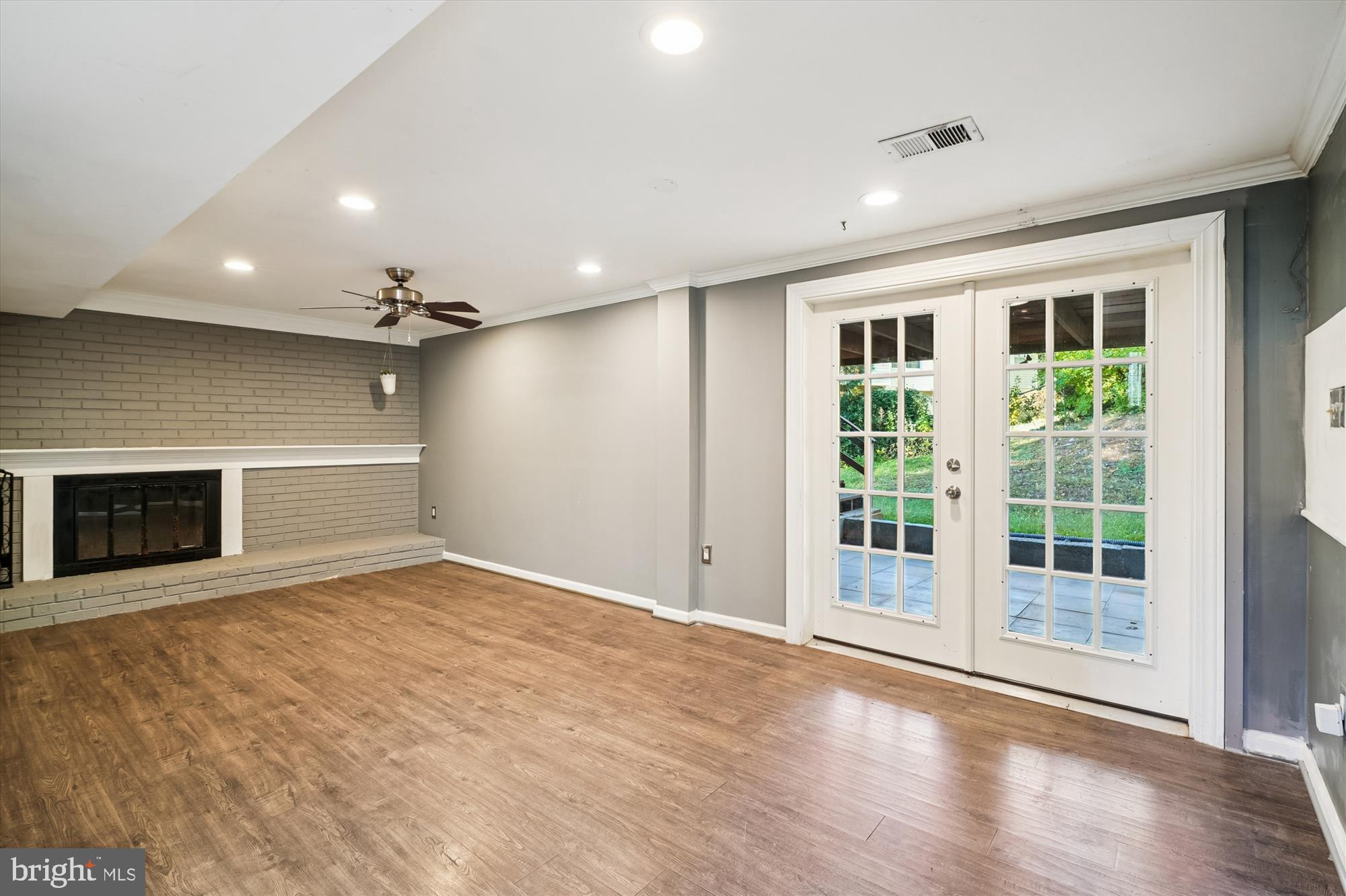 DALE CITY - Residential Lease