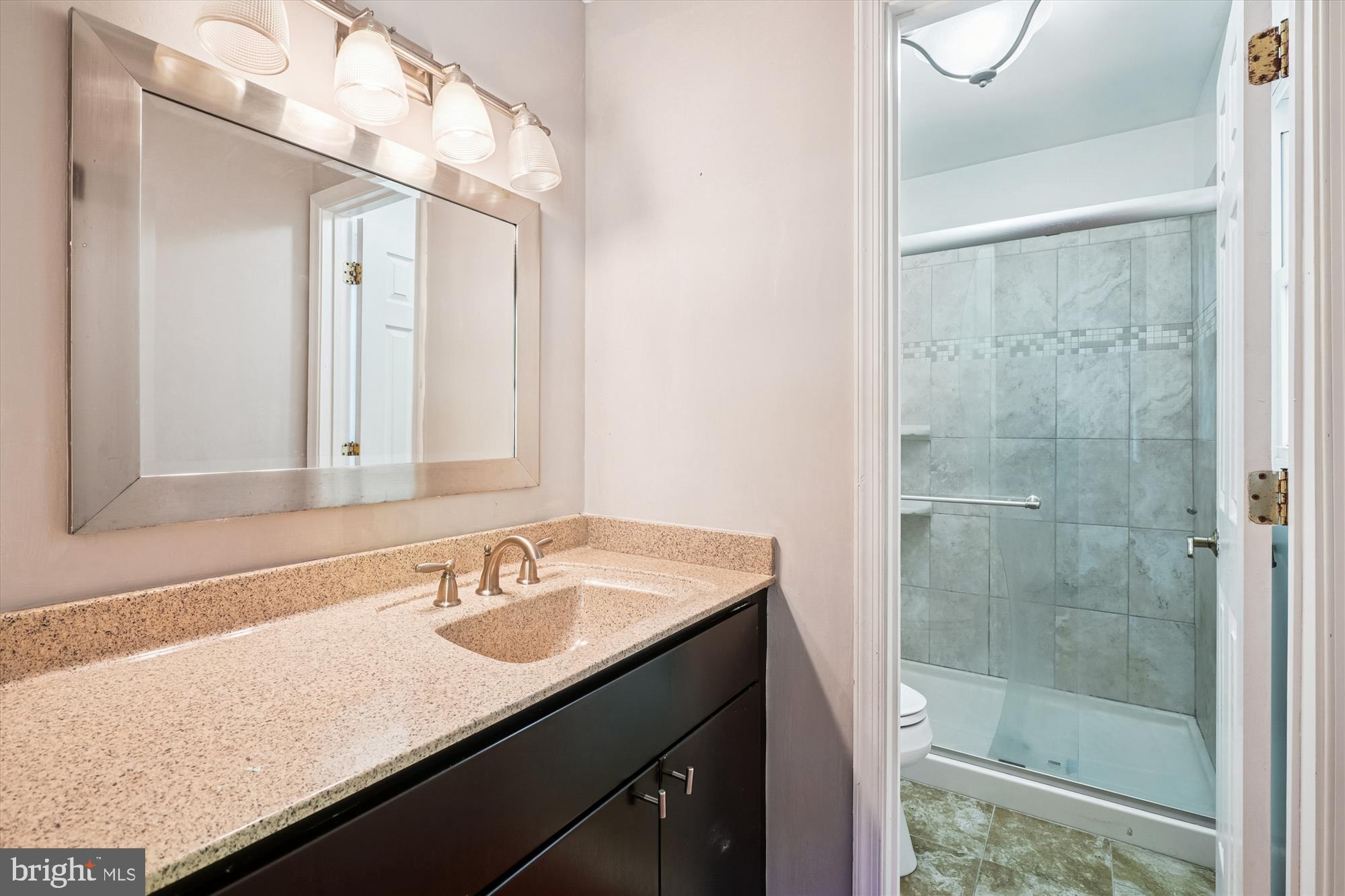 DALE CITY - Residential Lease