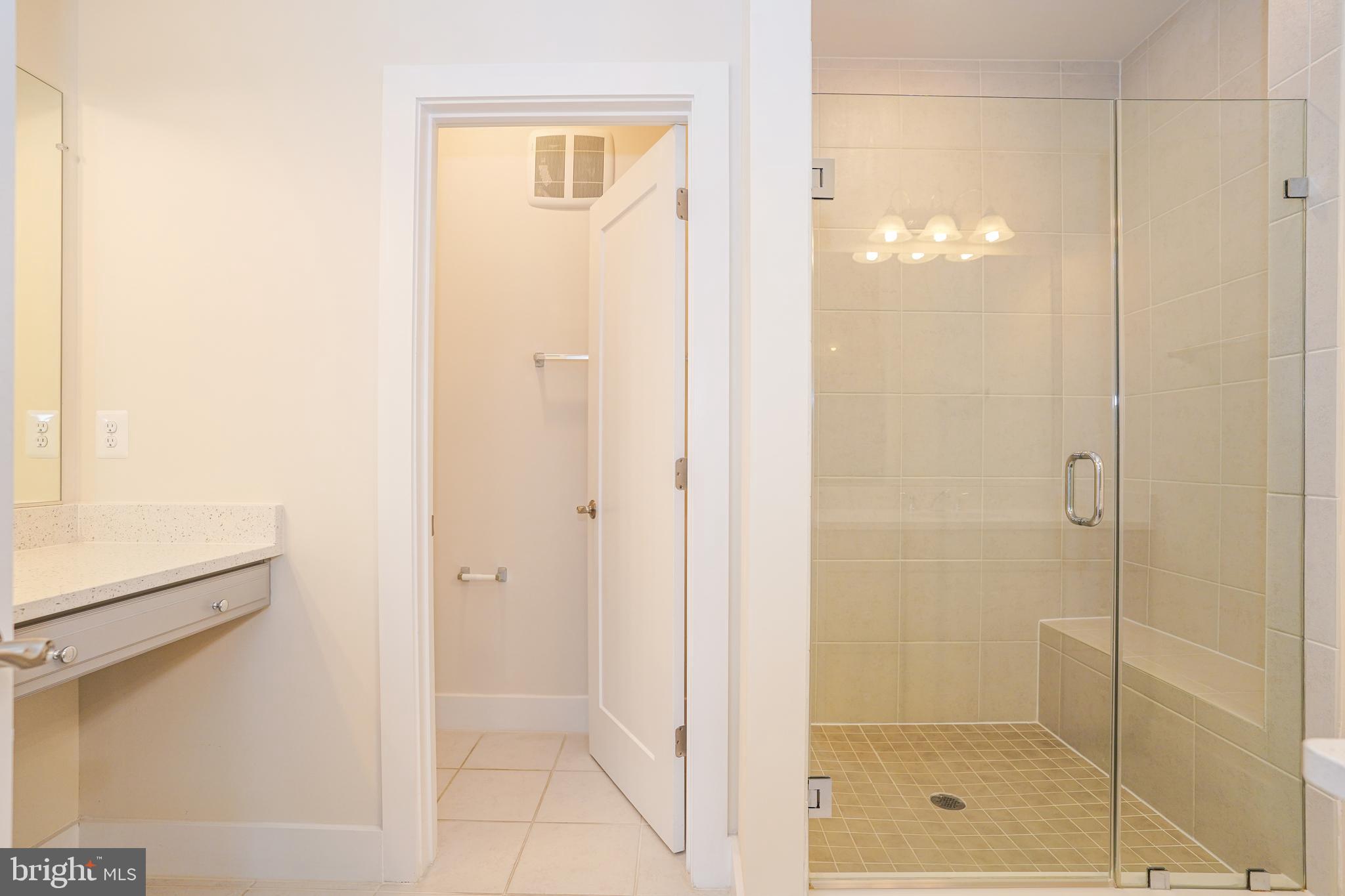 ONE LOUDOUN - Residential