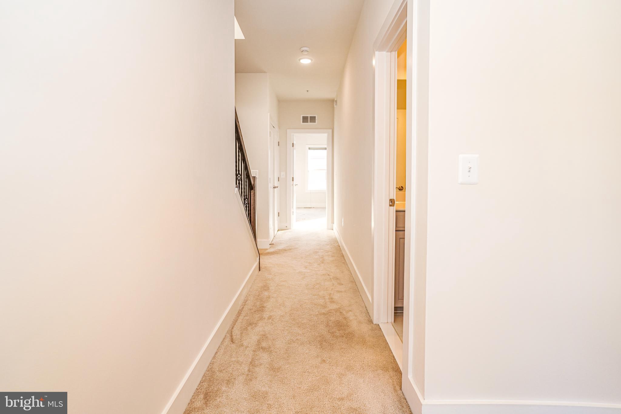 ONE LOUDOUN - Residential