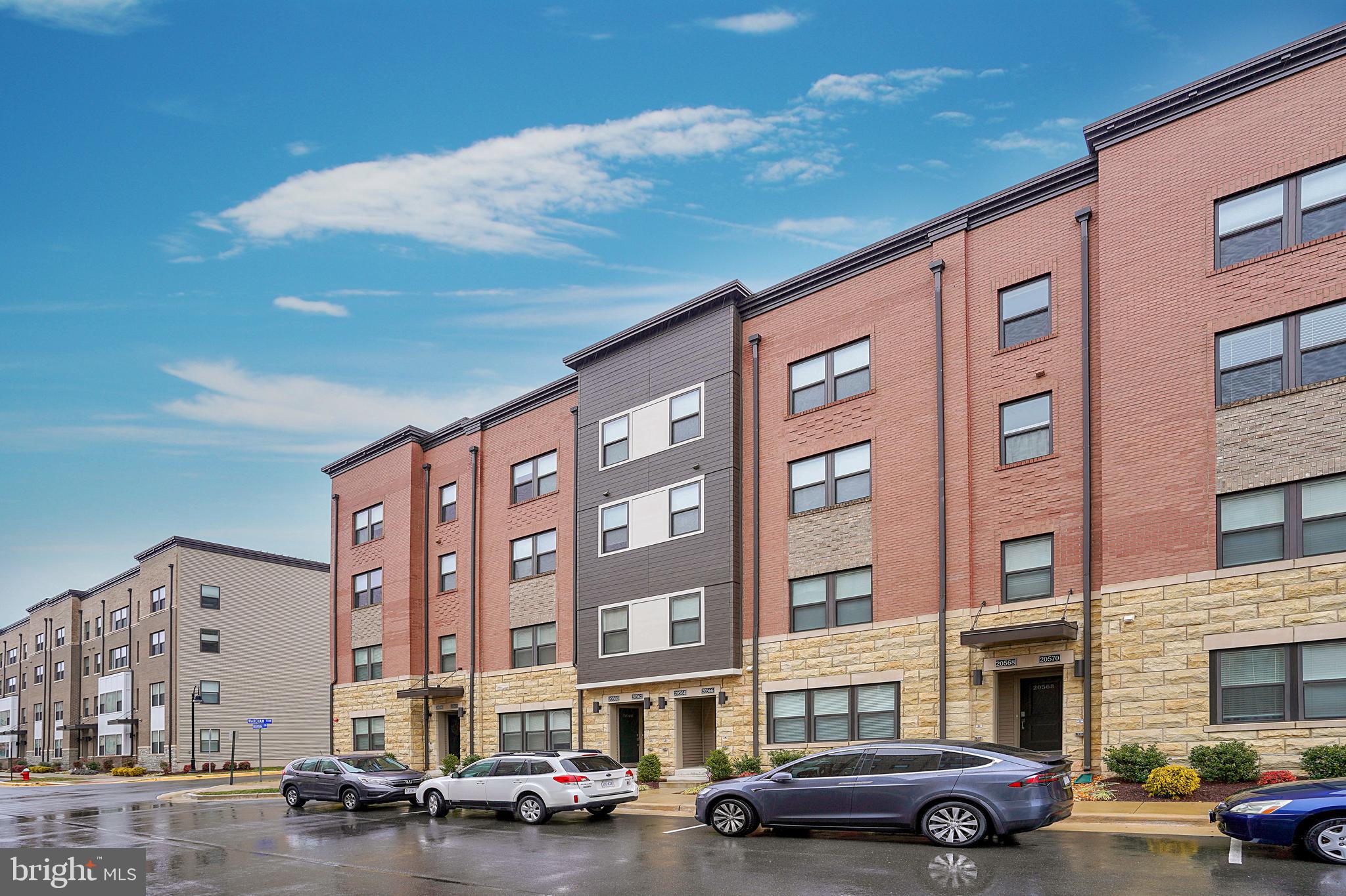 ONE LOUDOUN - Residential