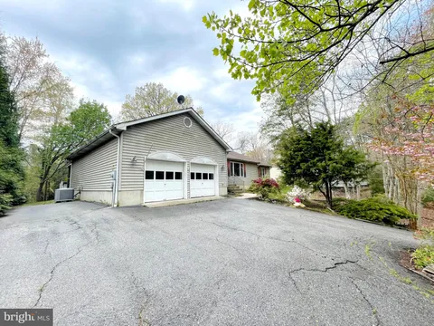2713 Cove Point Road, Lusby, MD MLS: MDCA2020636