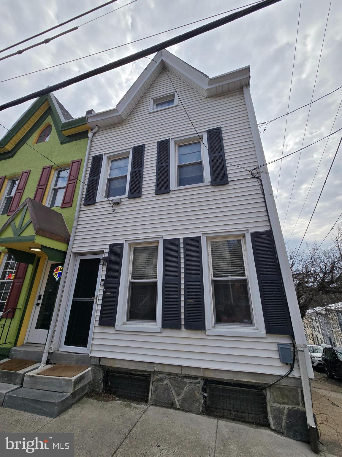 MANAYUNK - Residential Lease