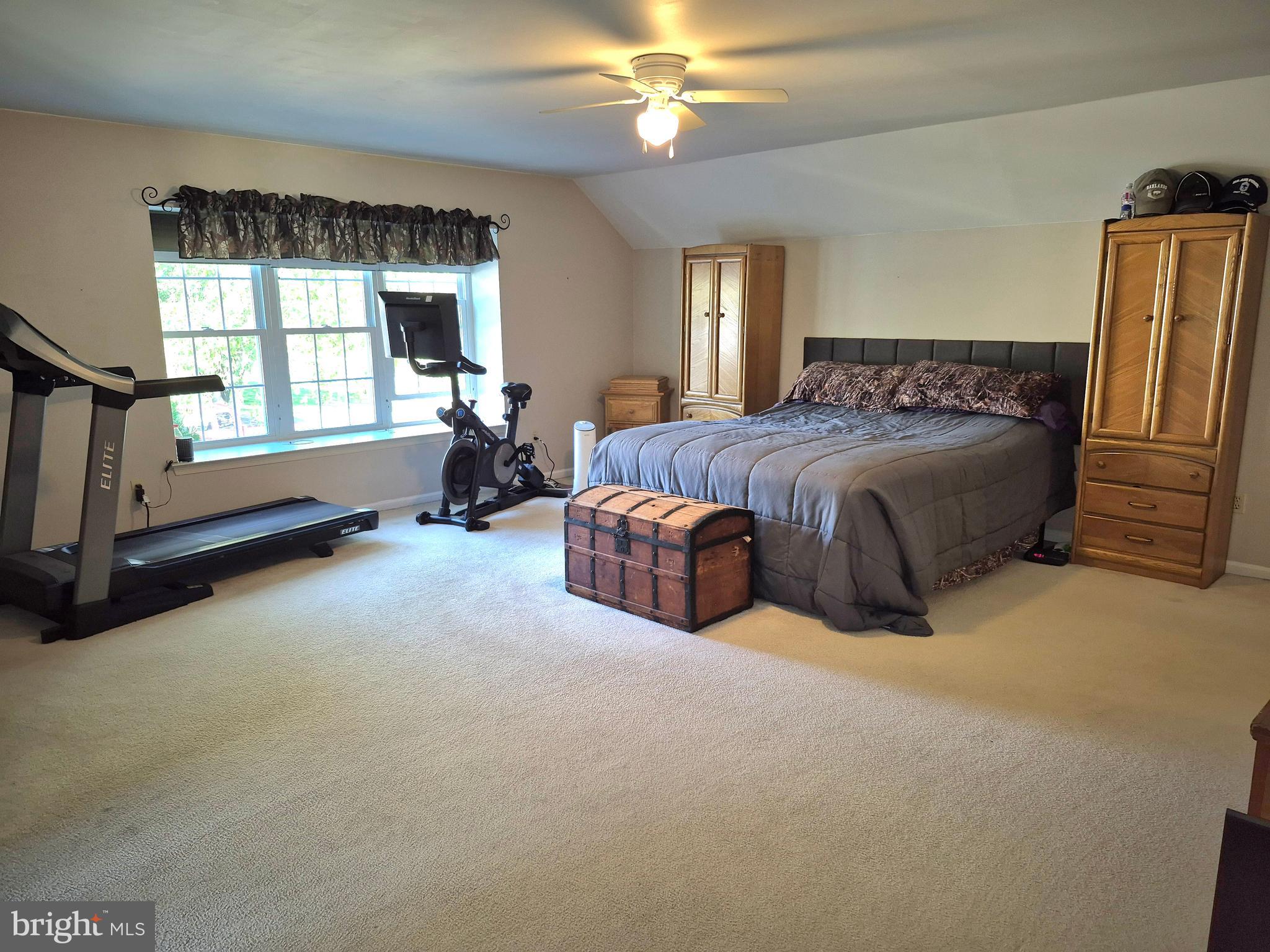 WYNDHAM HILL - Residential