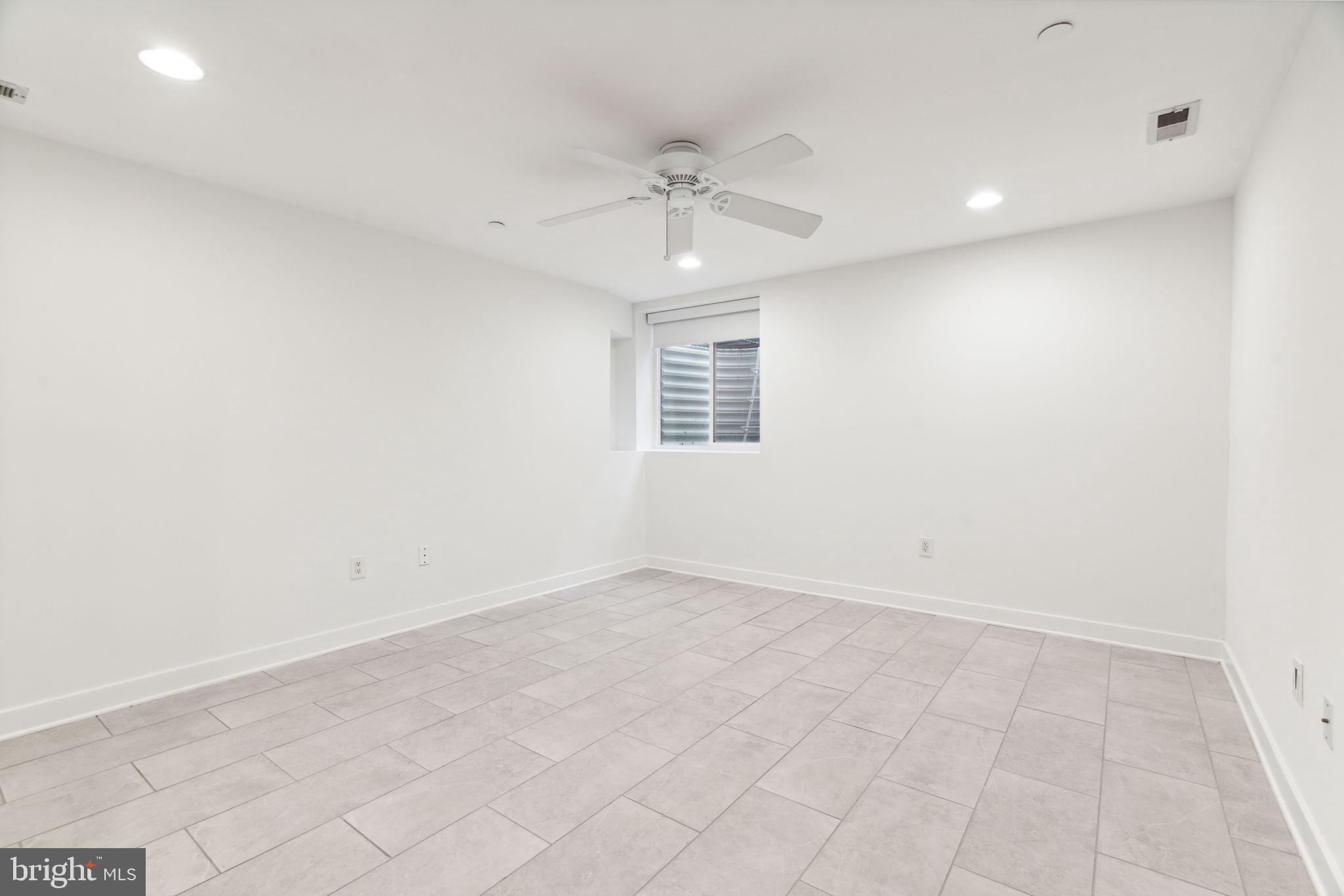 GRADUATE HOSPITAL - Residential