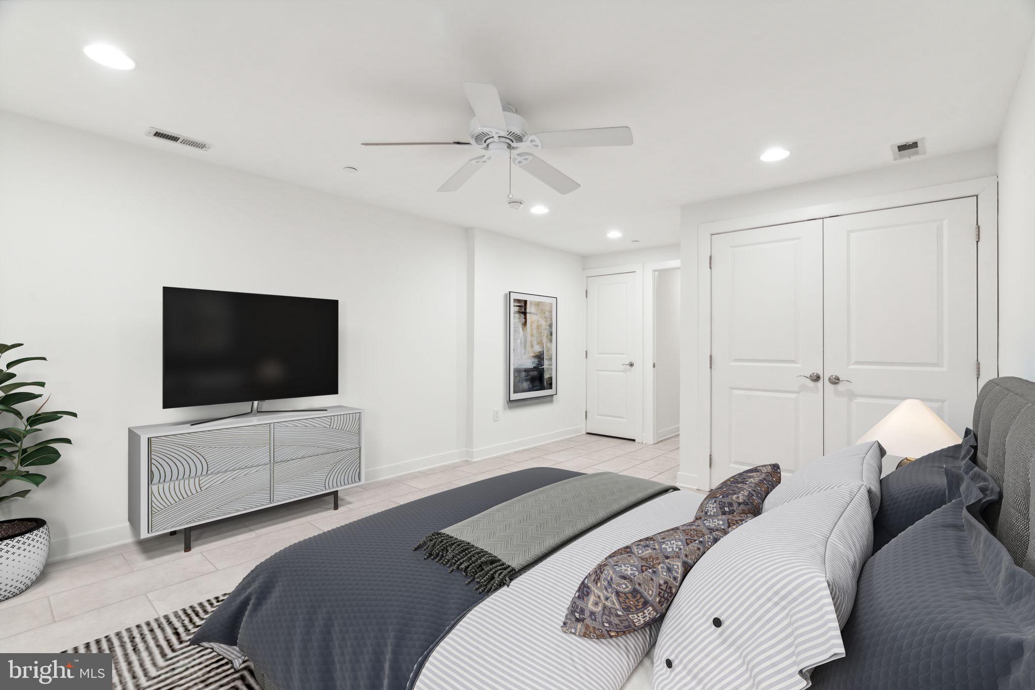 GRADUATE HOSPITAL - Residential