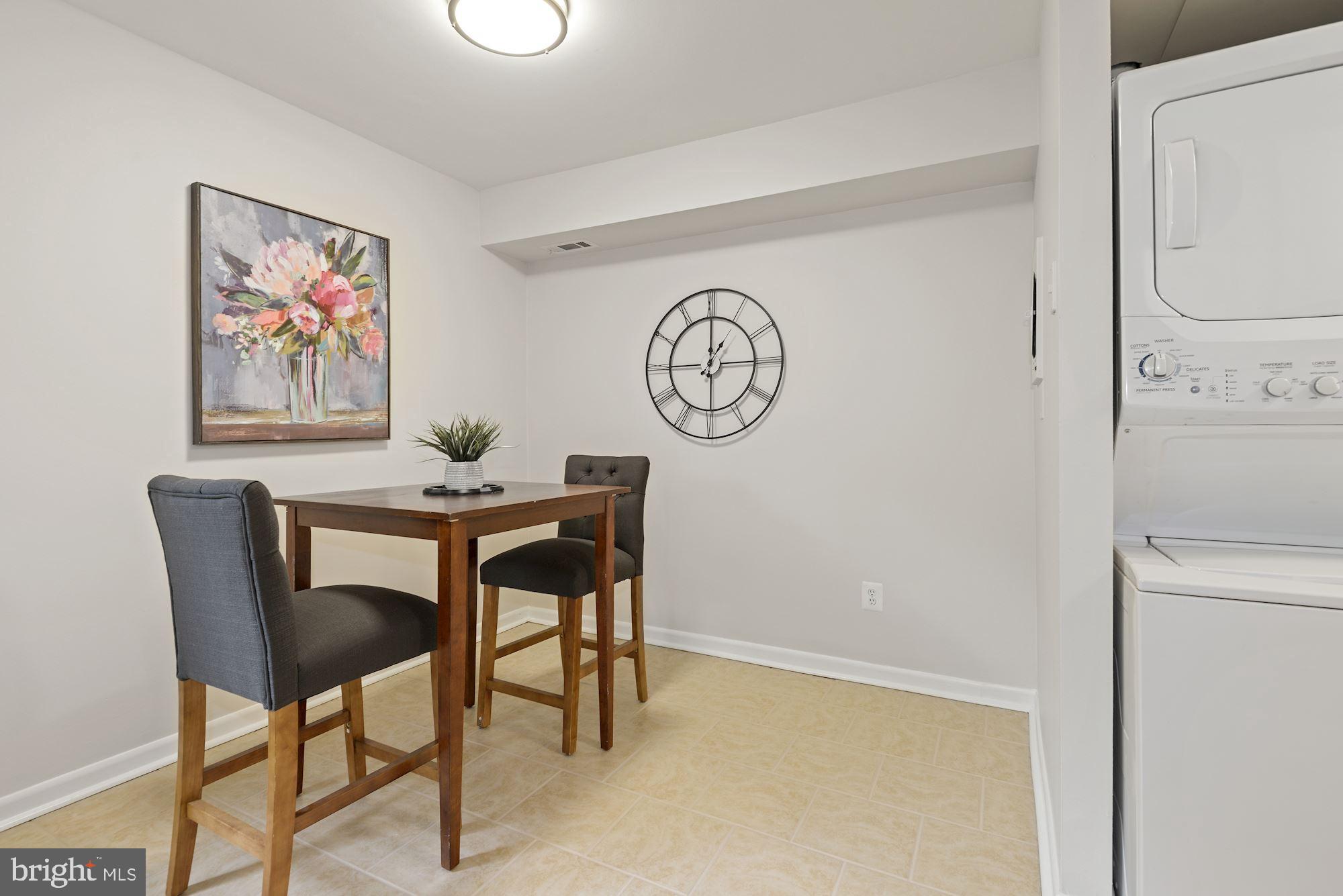 CHESTNUT GROVE - Residential