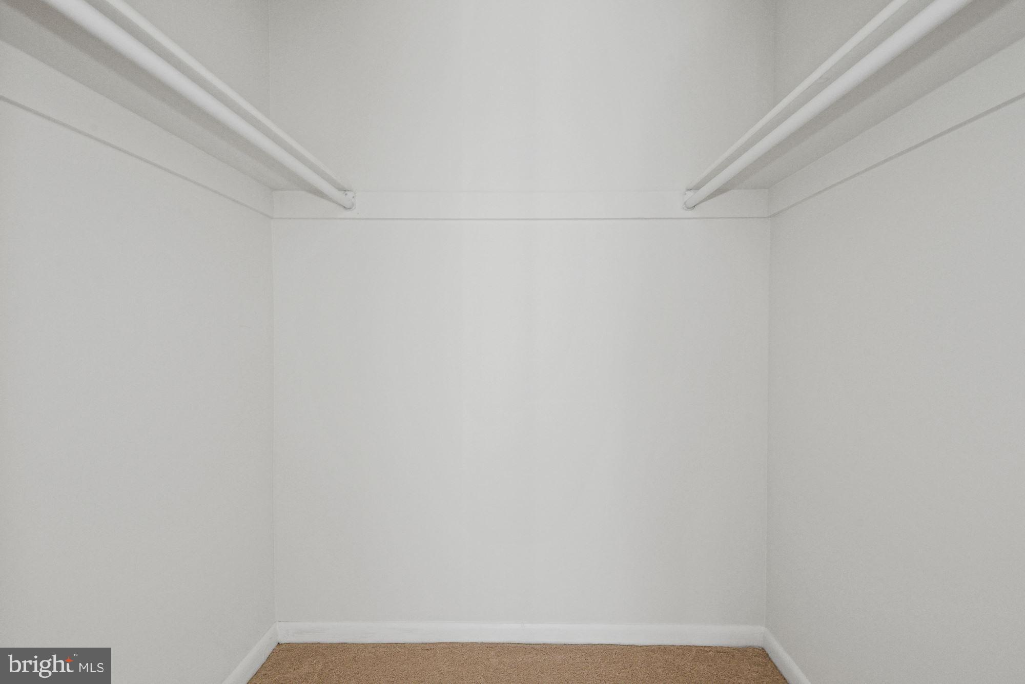 CHESTNUT GROVE - Residential