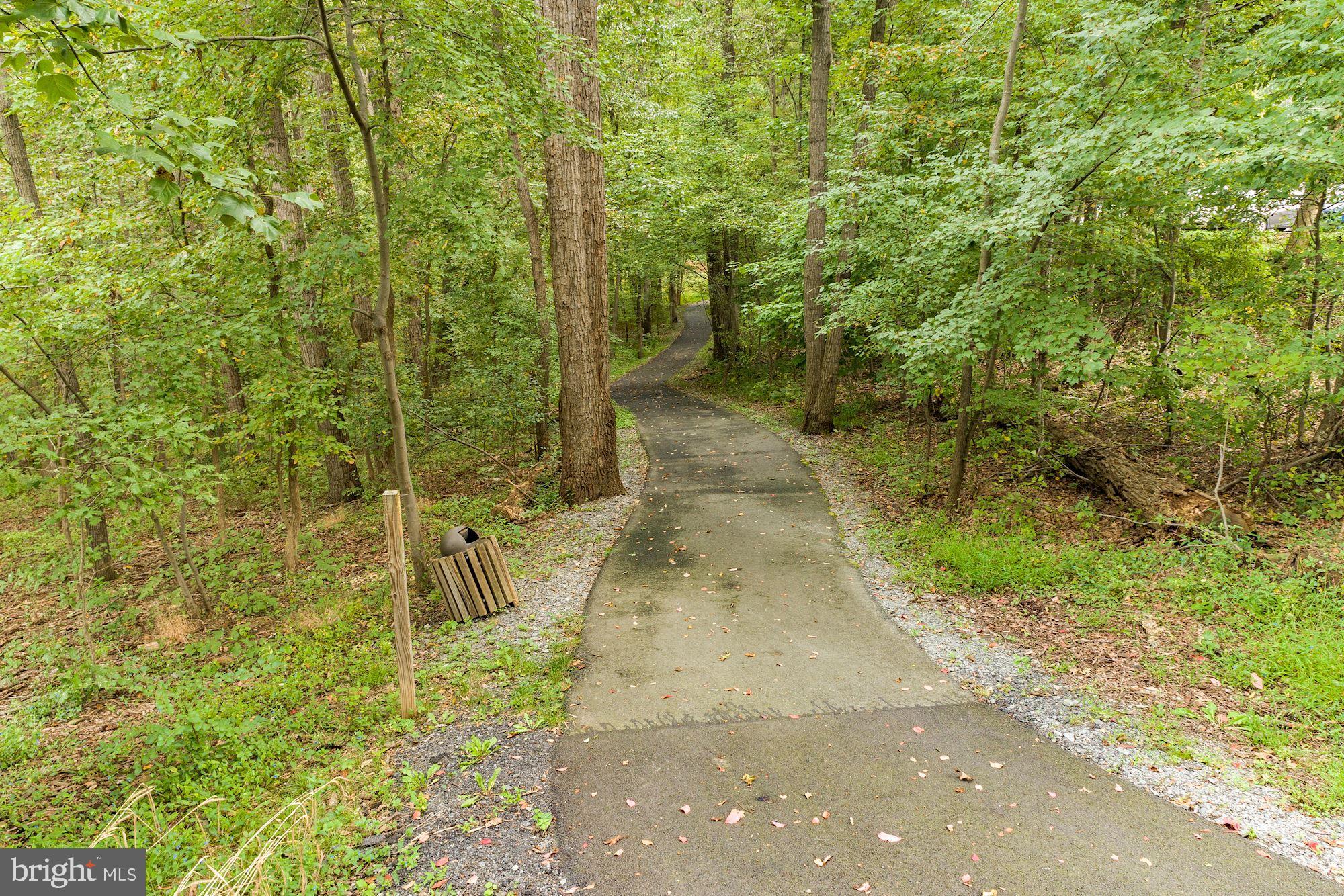 CHESTNUT GROVE - Residential