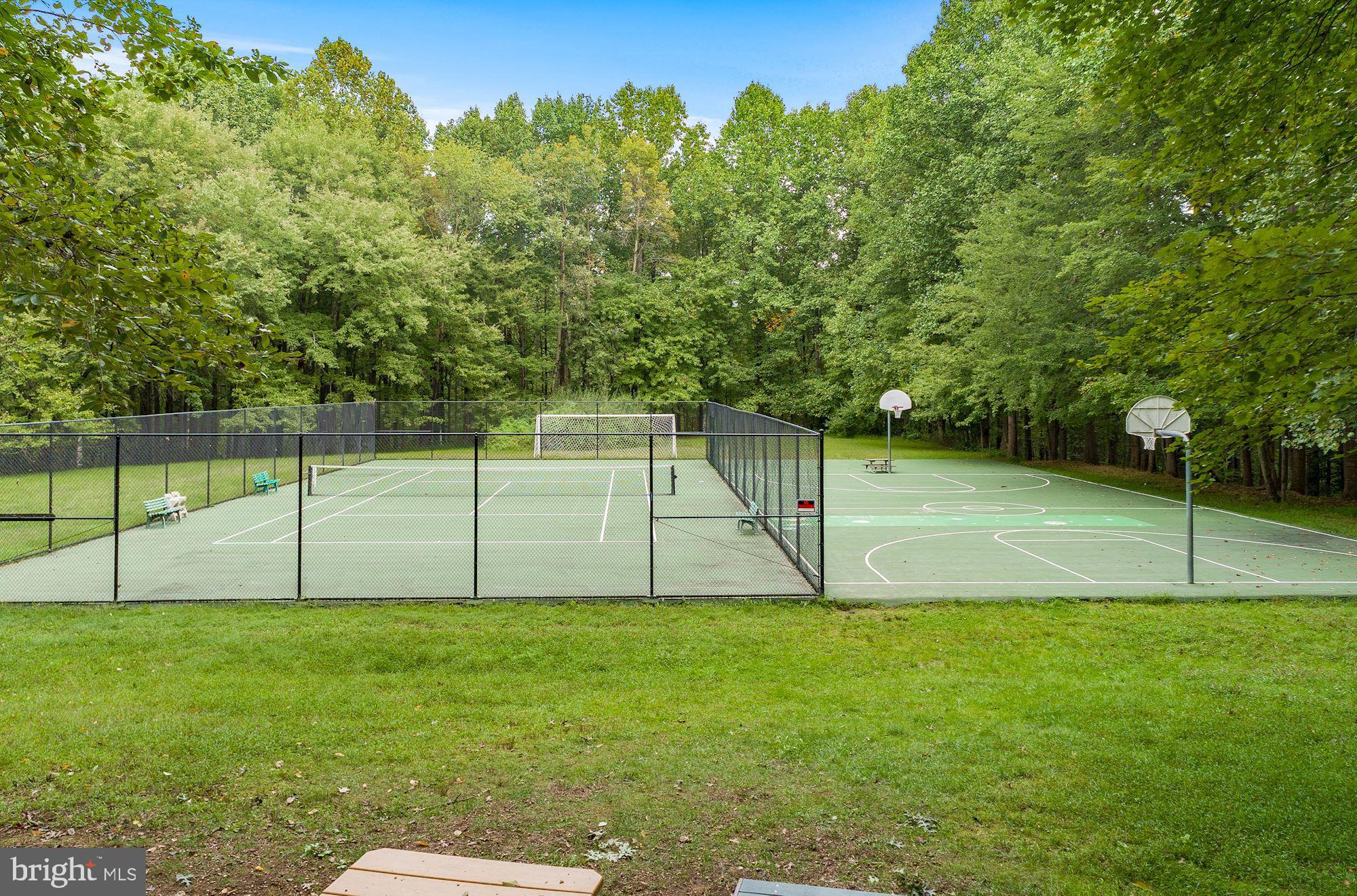 CHESTNUT GROVE - Residential