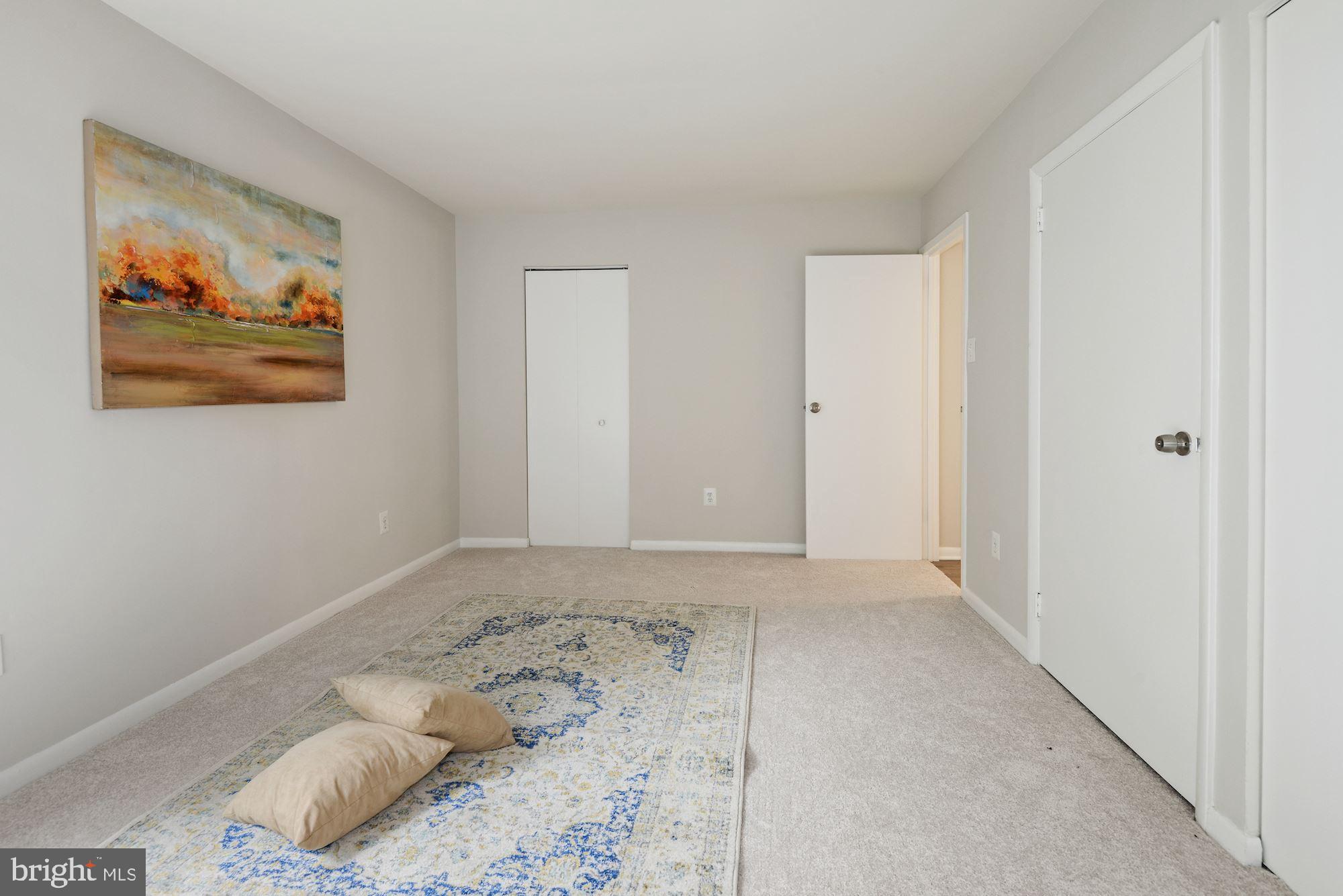 CHESTNUT GROVE - Residential