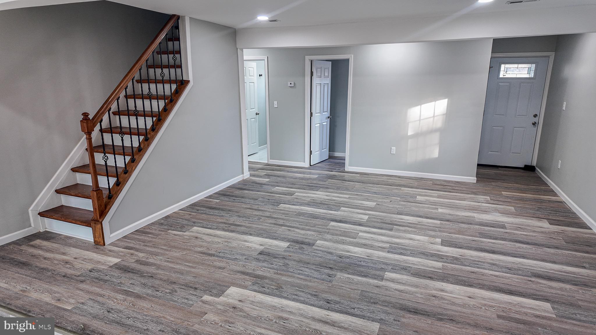 ACADEMY GARDENS - Residential