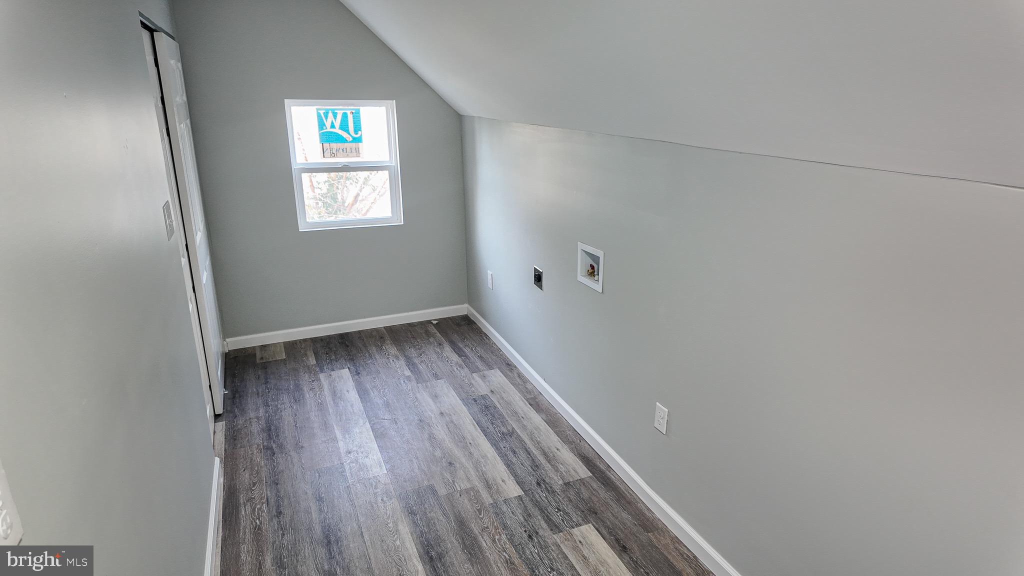 ACADEMY GARDENS - Residential