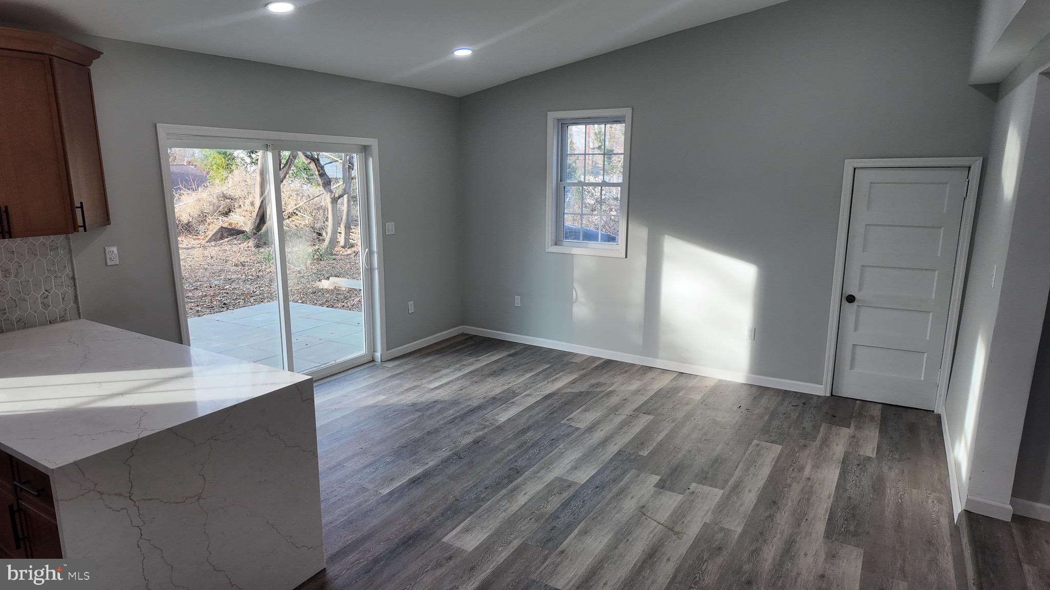 ACADEMY GARDENS - Residential