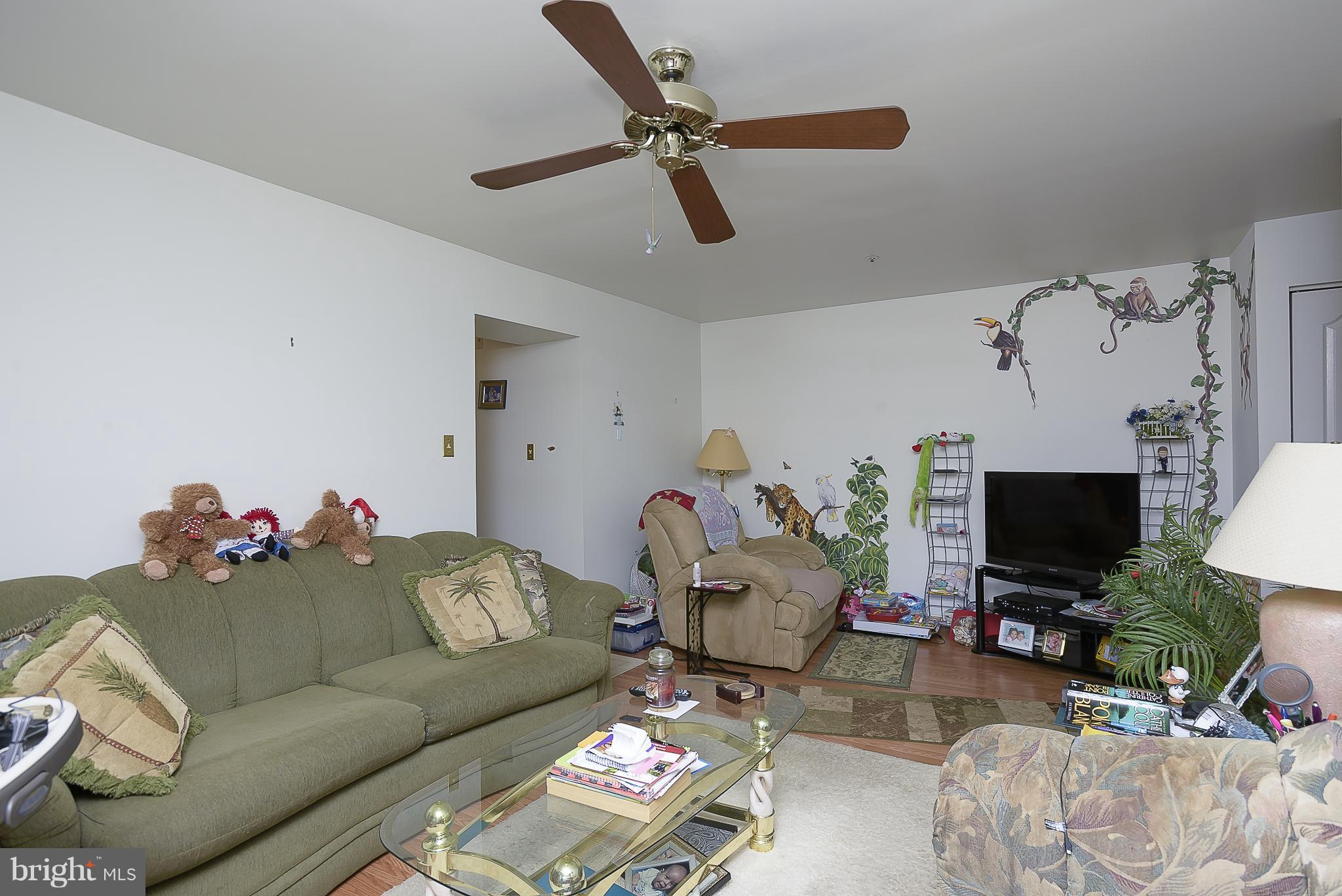 MONTGOMERY RUN - Residential