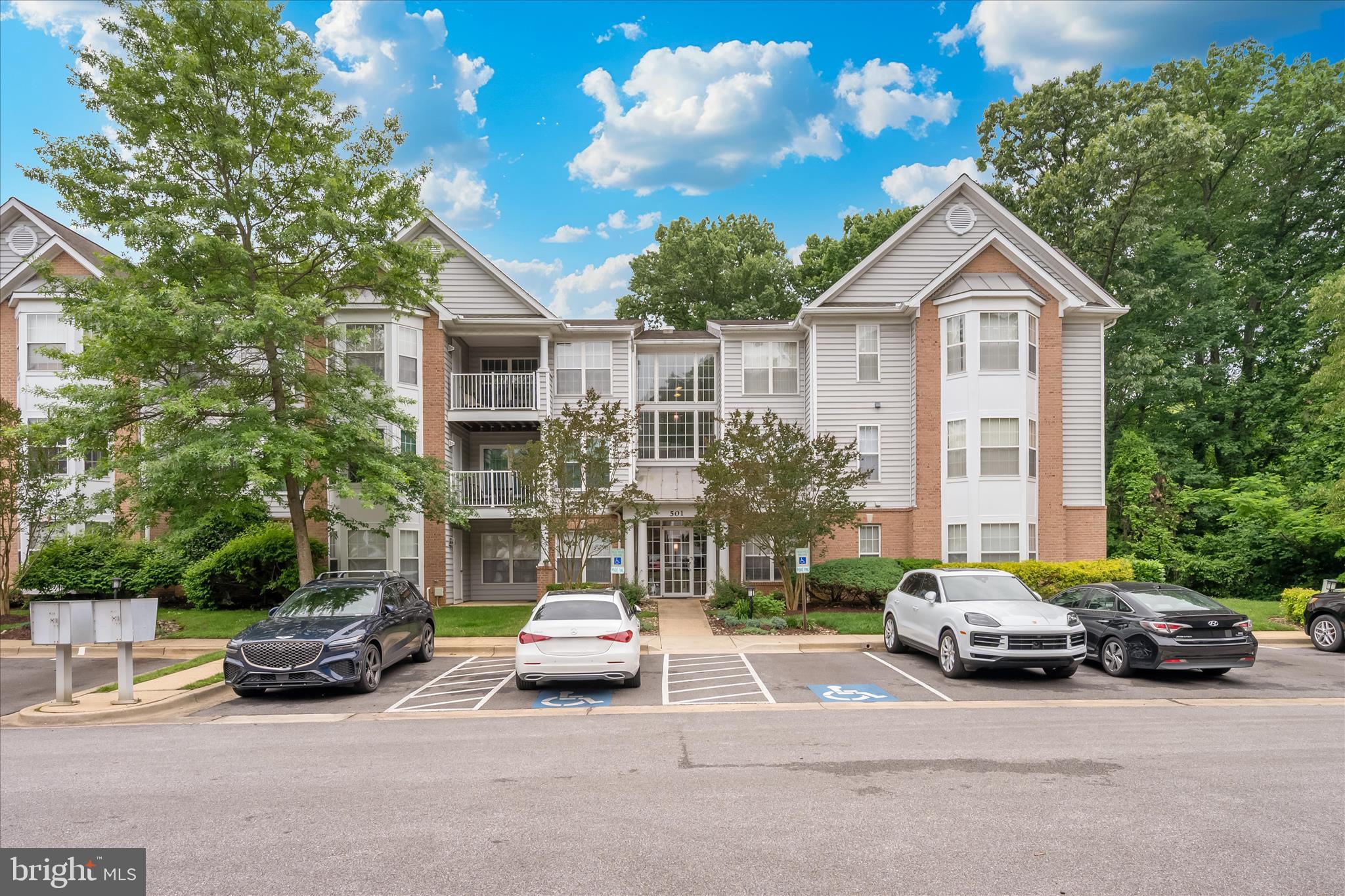 501 MATHIAS HAMMOND WAY 301
