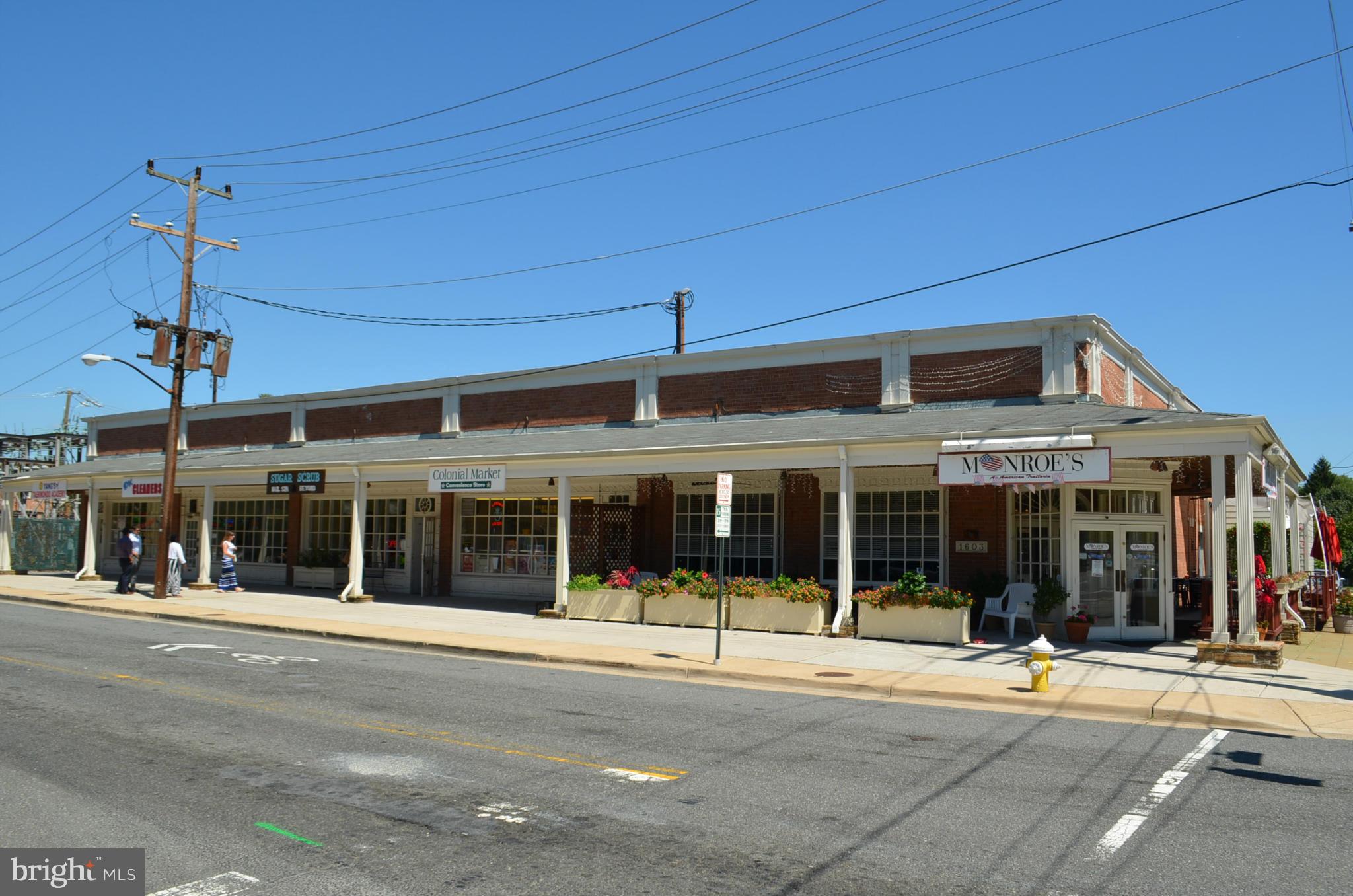 ALEXANDRIA SQUARE - Residential Lease