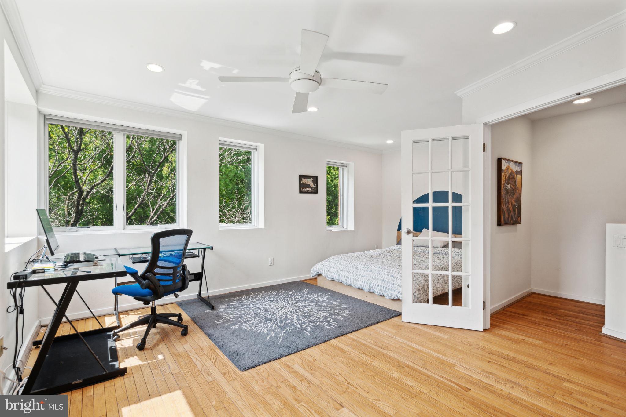 ART MUSEUM AREA - Residential