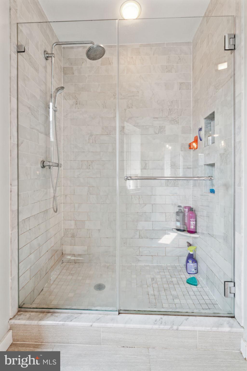 ART MUSEUM AREA - Residential