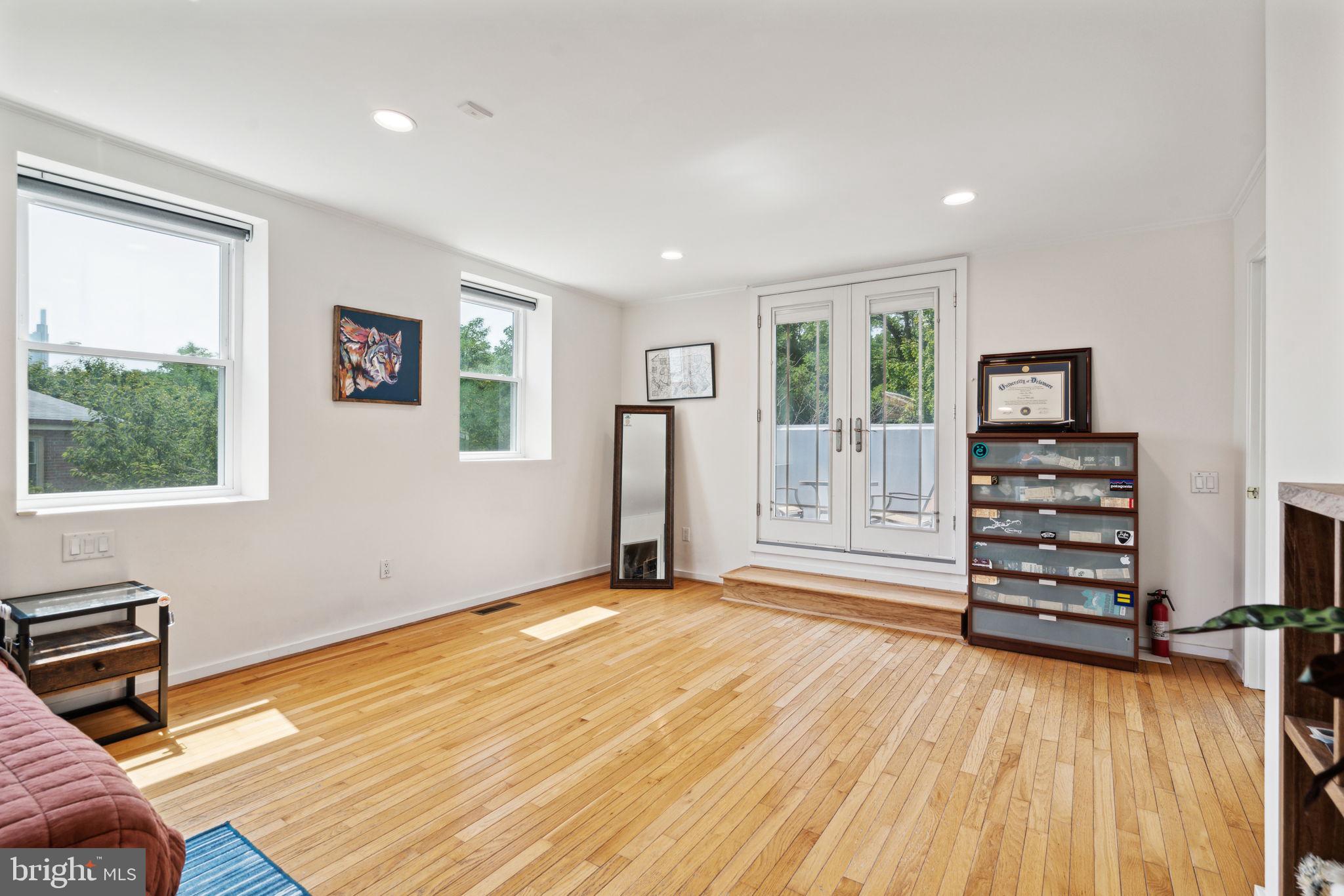 ART MUSEUM AREA - Residential