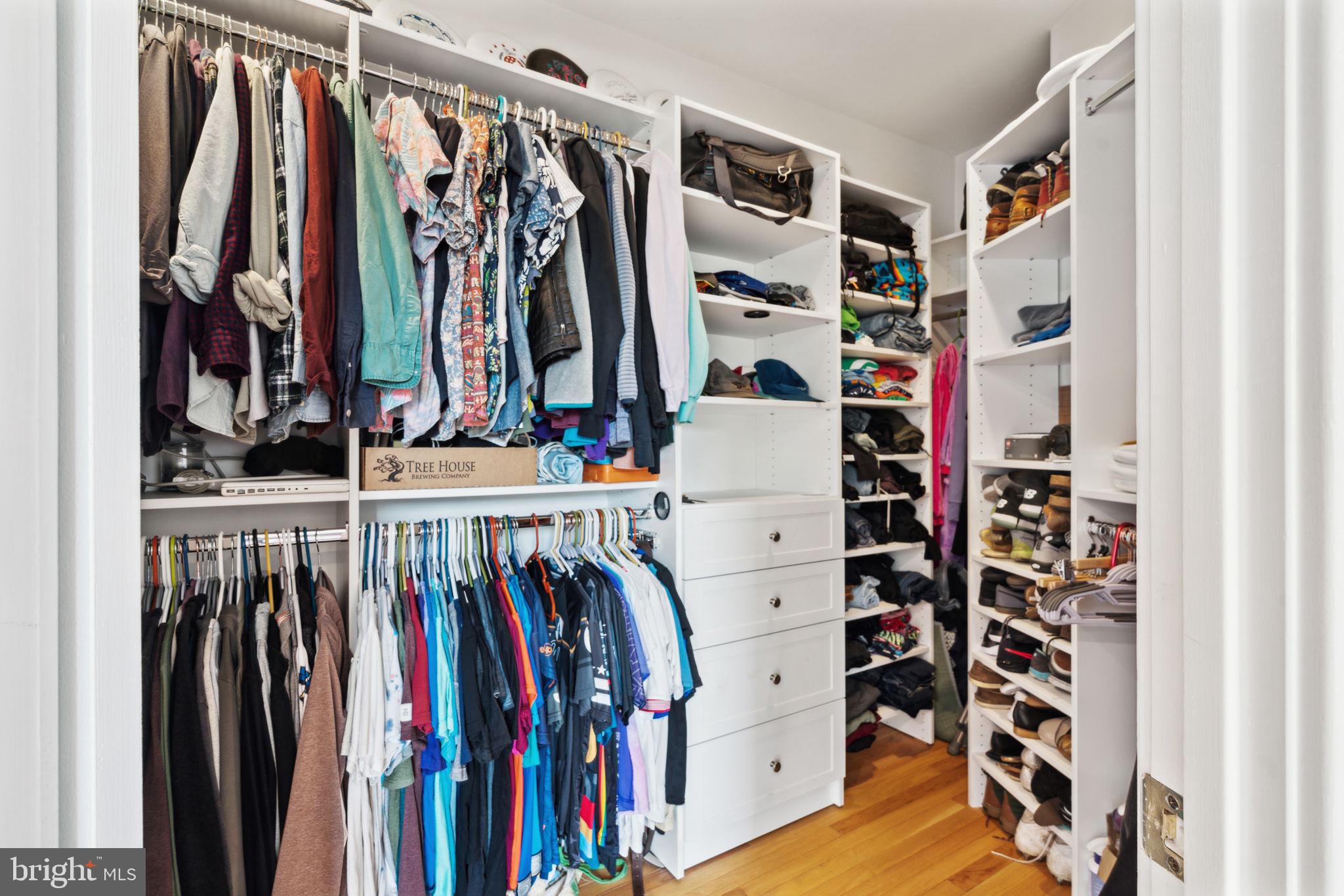 ART MUSEUM AREA - Residential