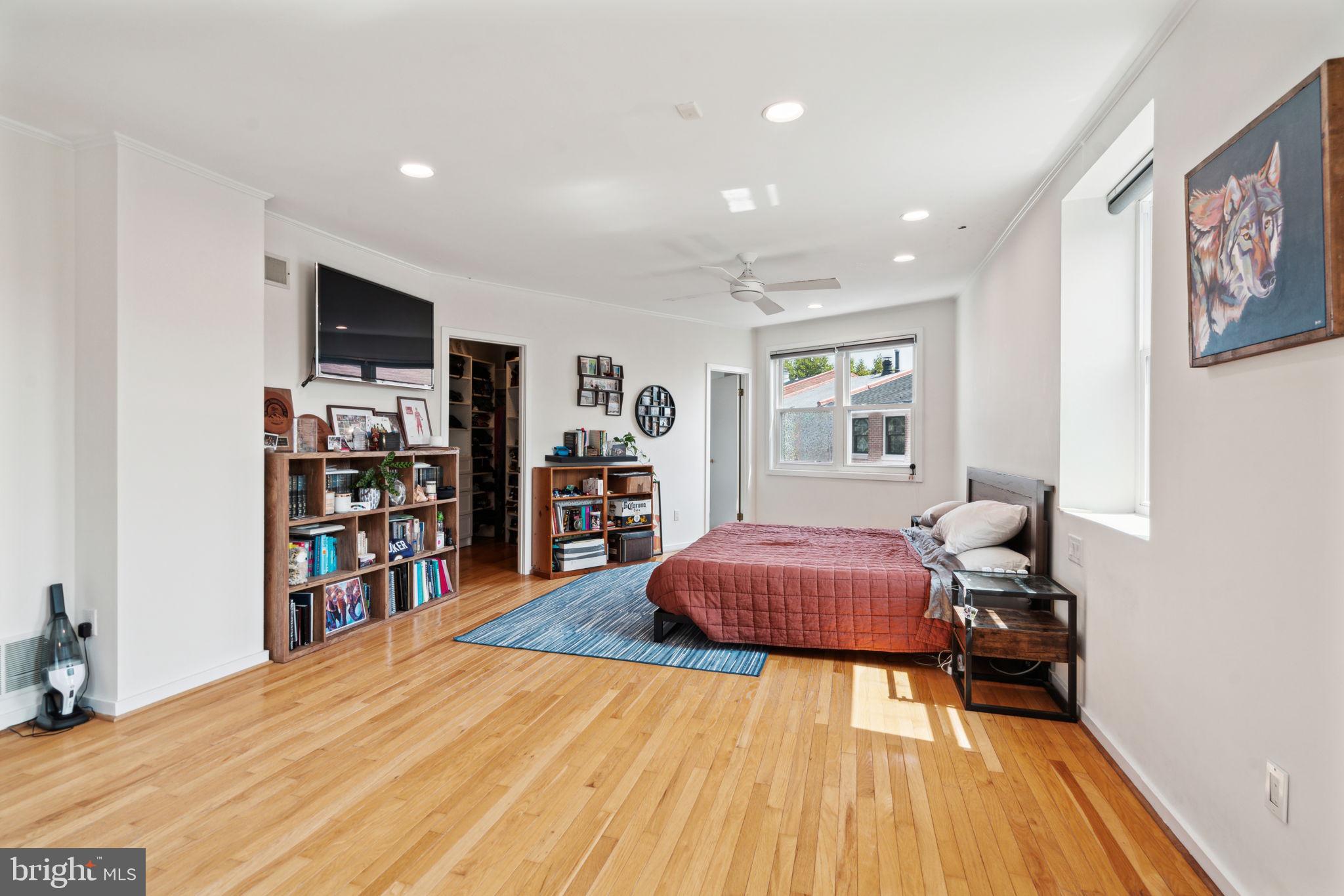 ART MUSEUM AREA - Residential