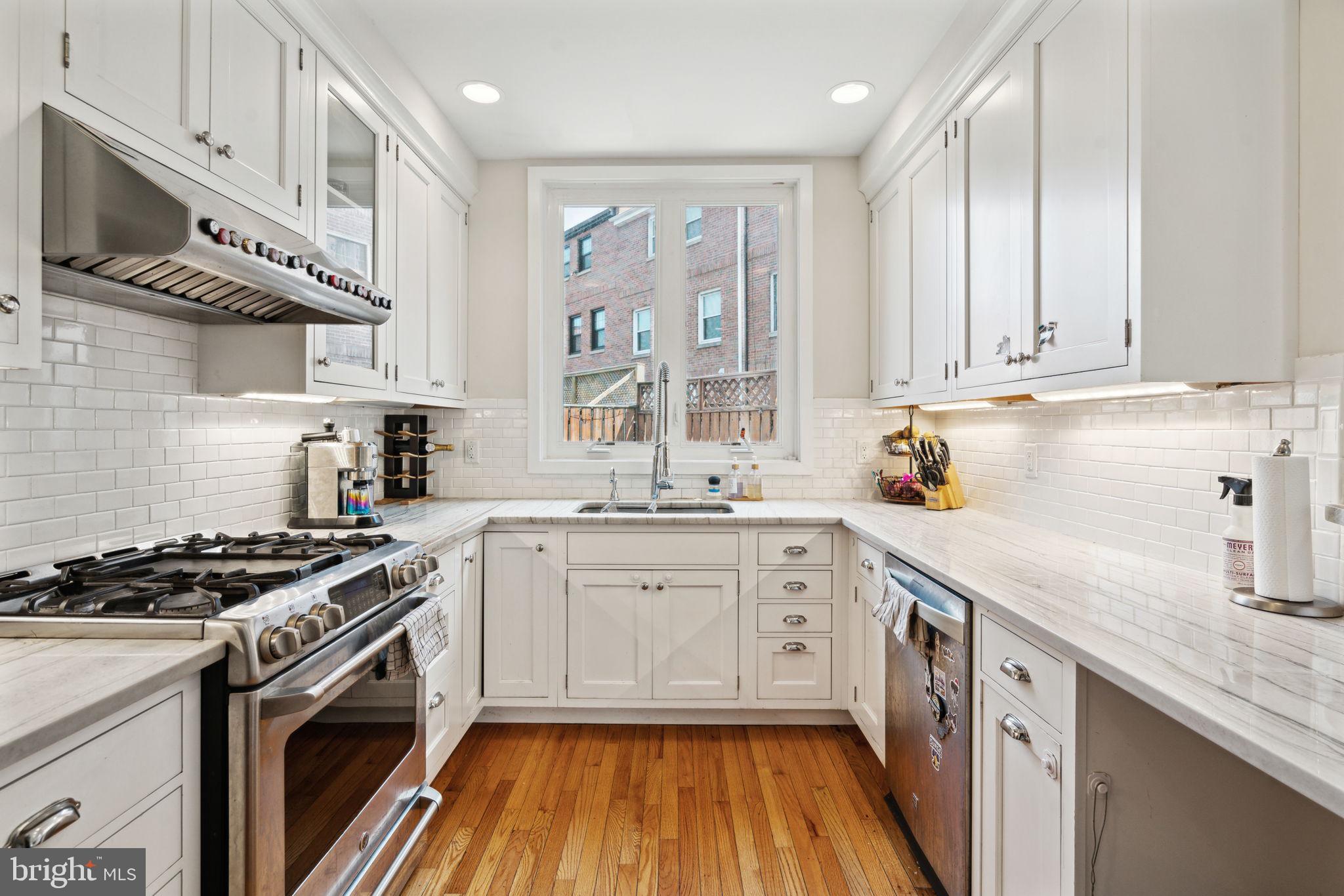 ART MUSEUM AREA - Residential