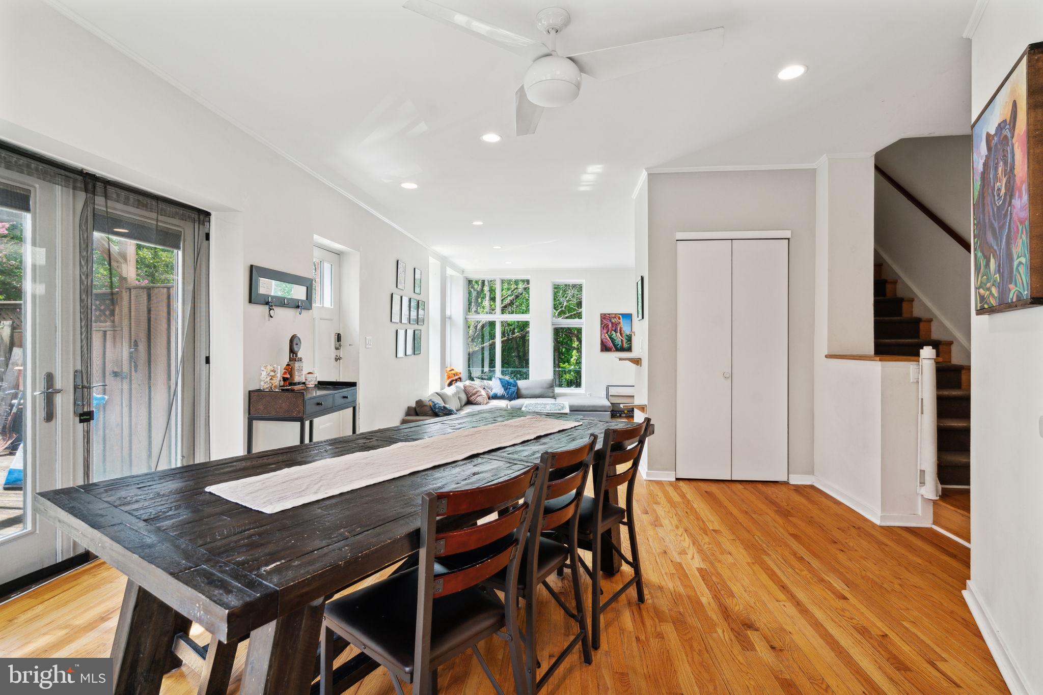 ART MUSEUM AREA - Residential