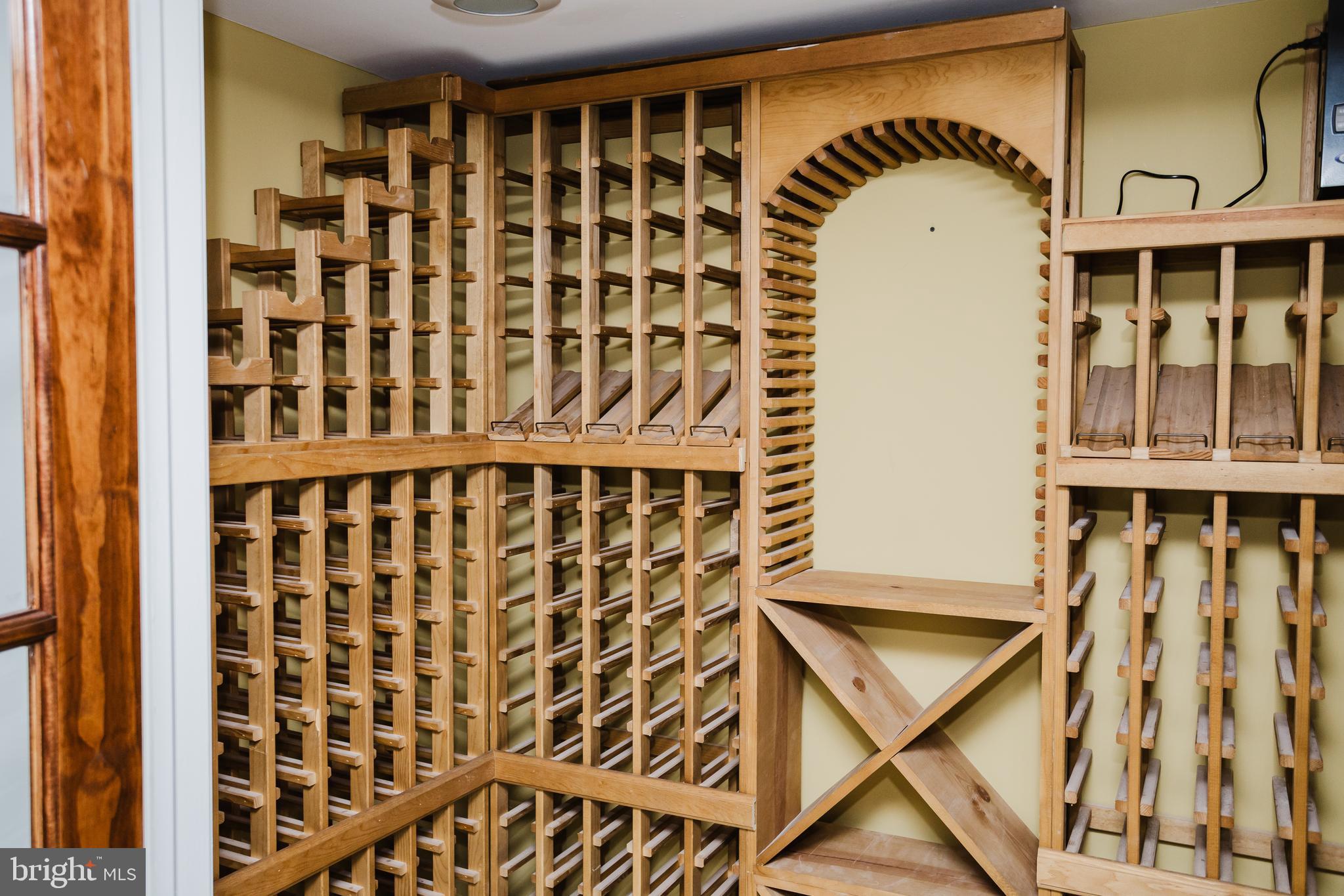 GUNDERVALE - Residential