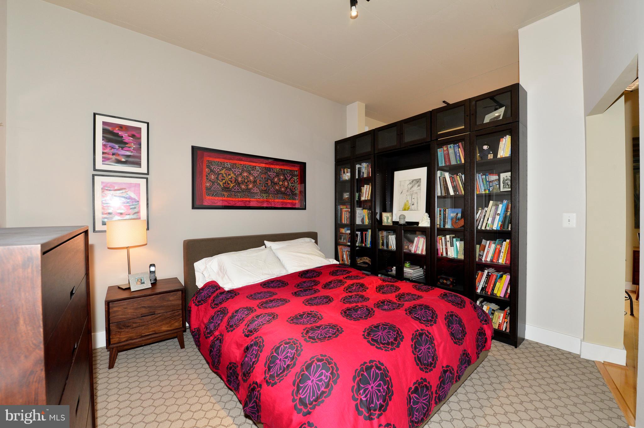 CONDOS AT CARLYLE SQUARE - Residential