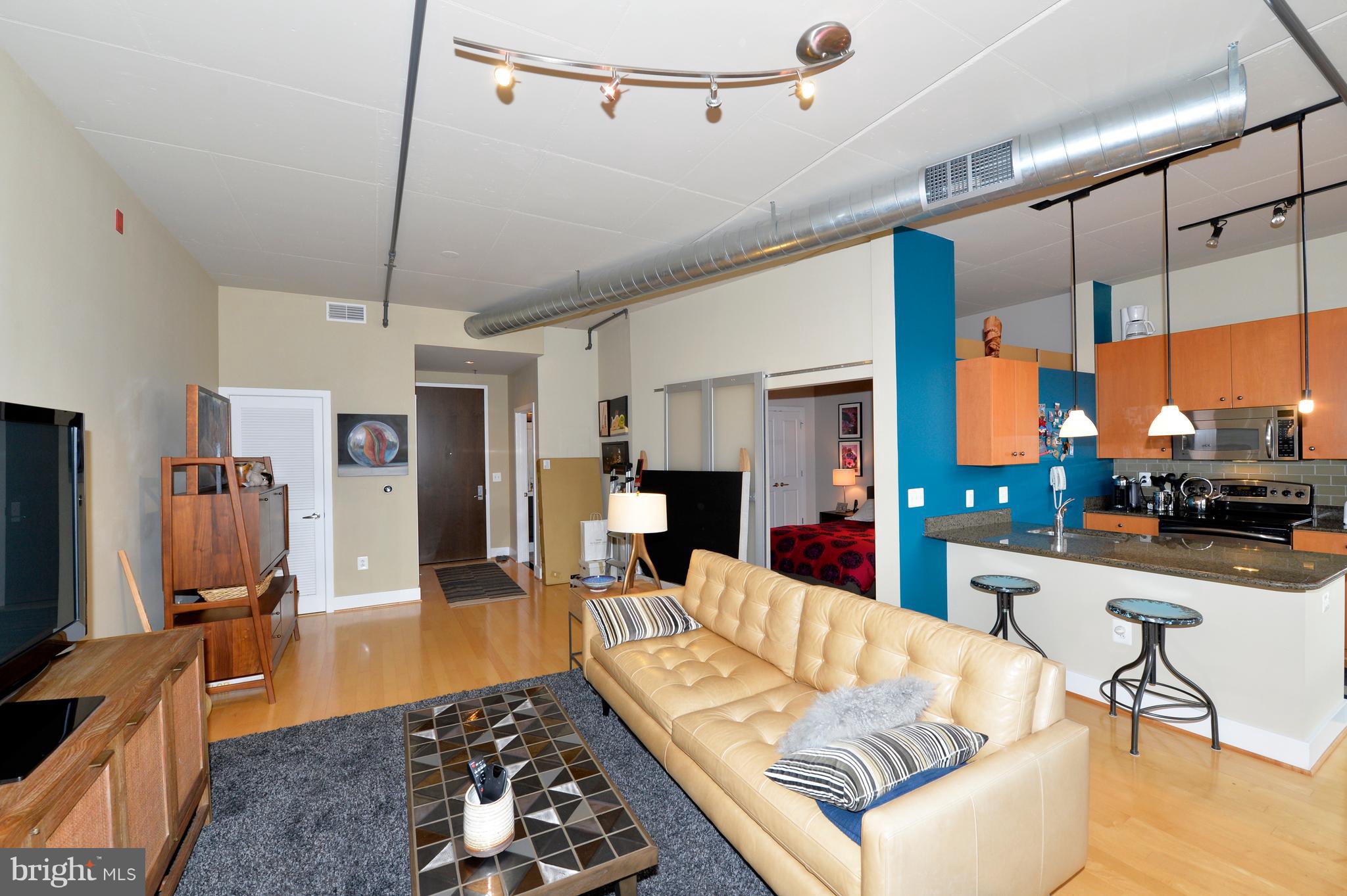 CONDOS AT CARLYLE SQUARE - Residential