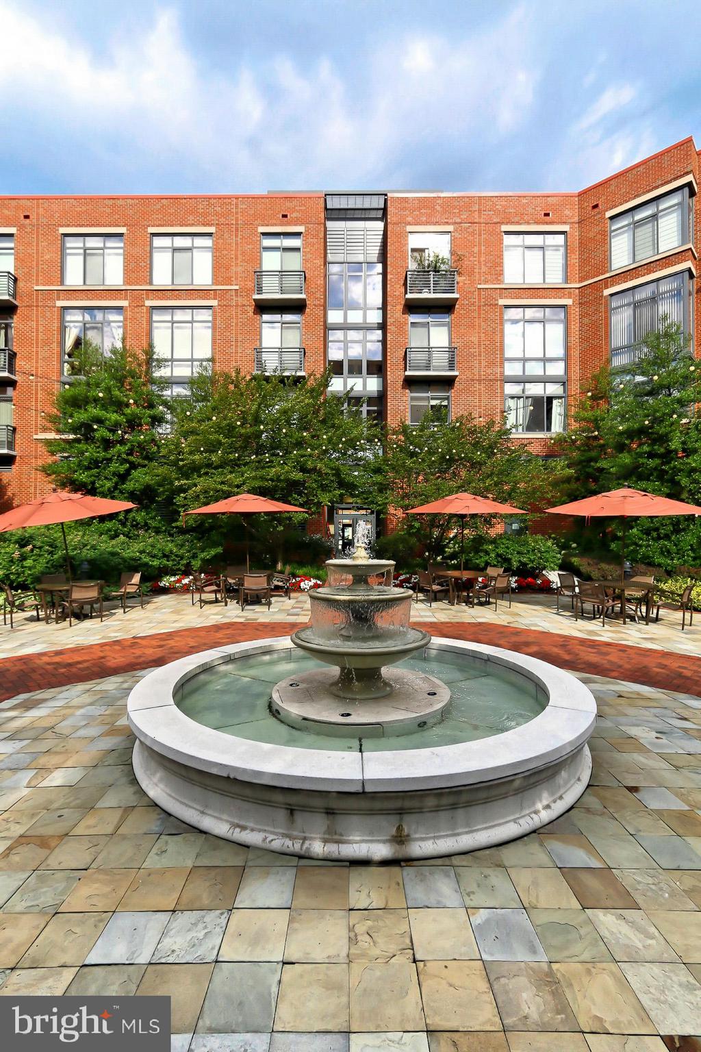 CONDOS AT CARLYLE SQUARE - Residential