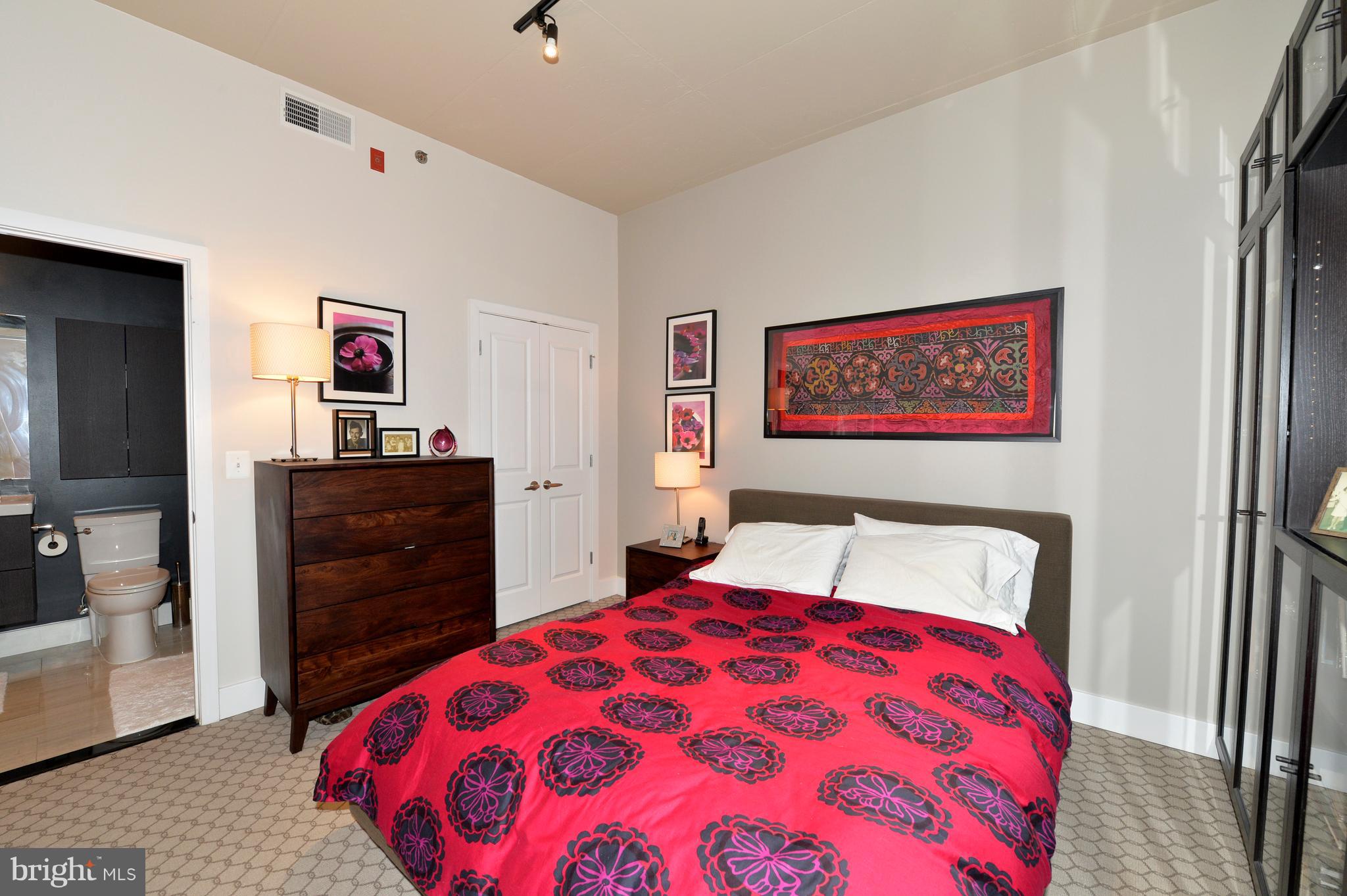 CONDOS AT CARLYLE SQUARE - Residential