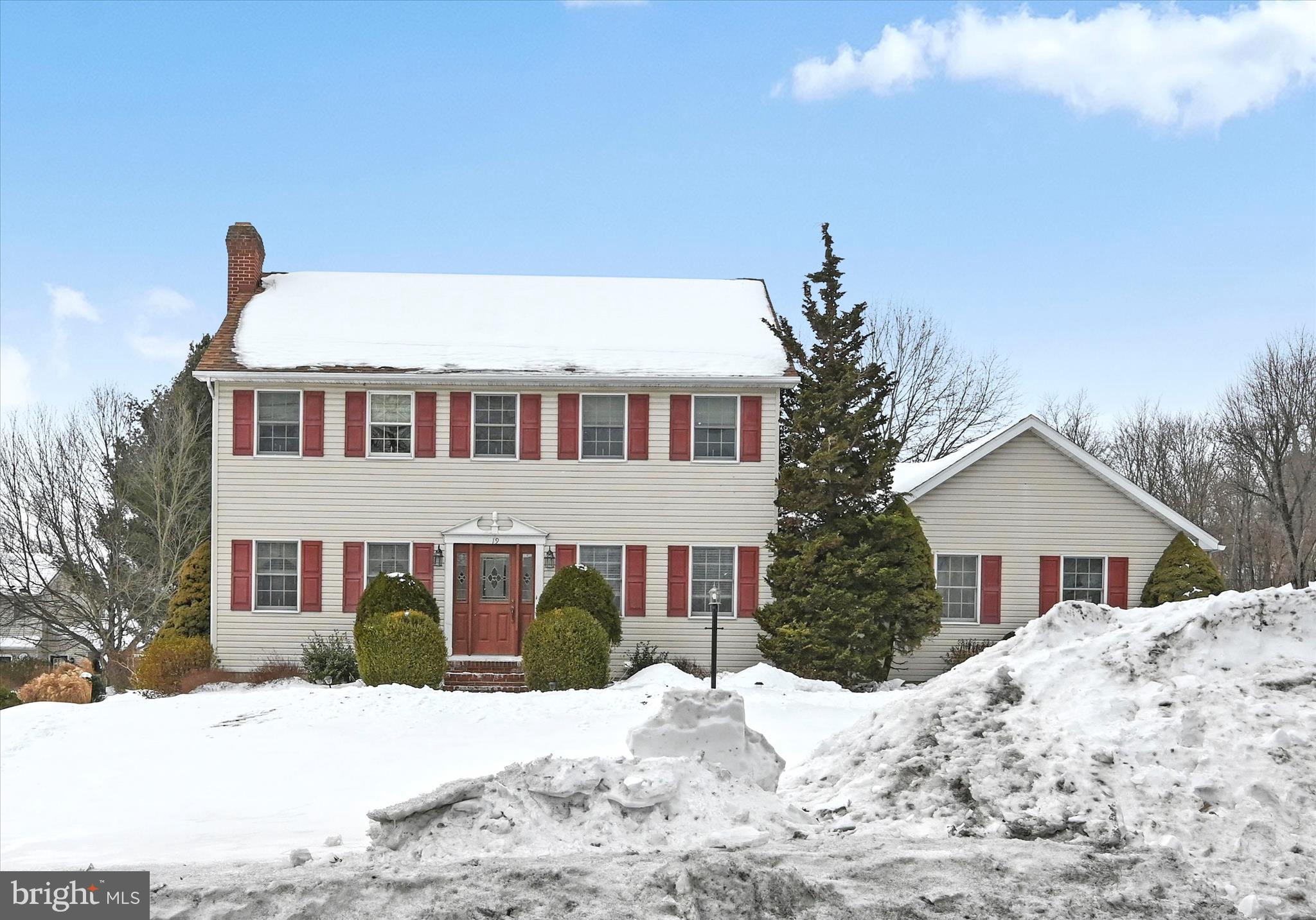 CHESTNUT HILL - Residential