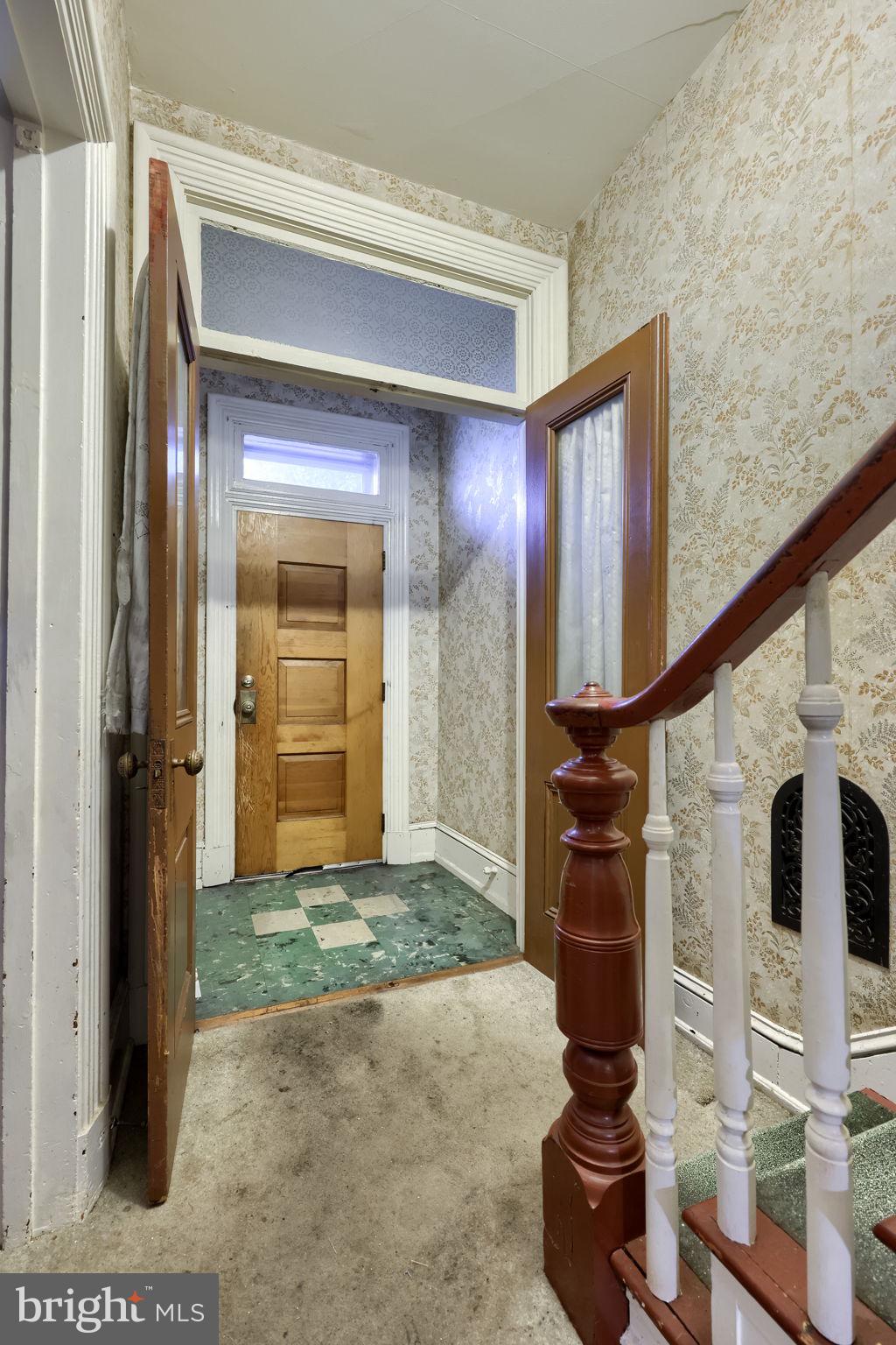755 LOCUST STREET