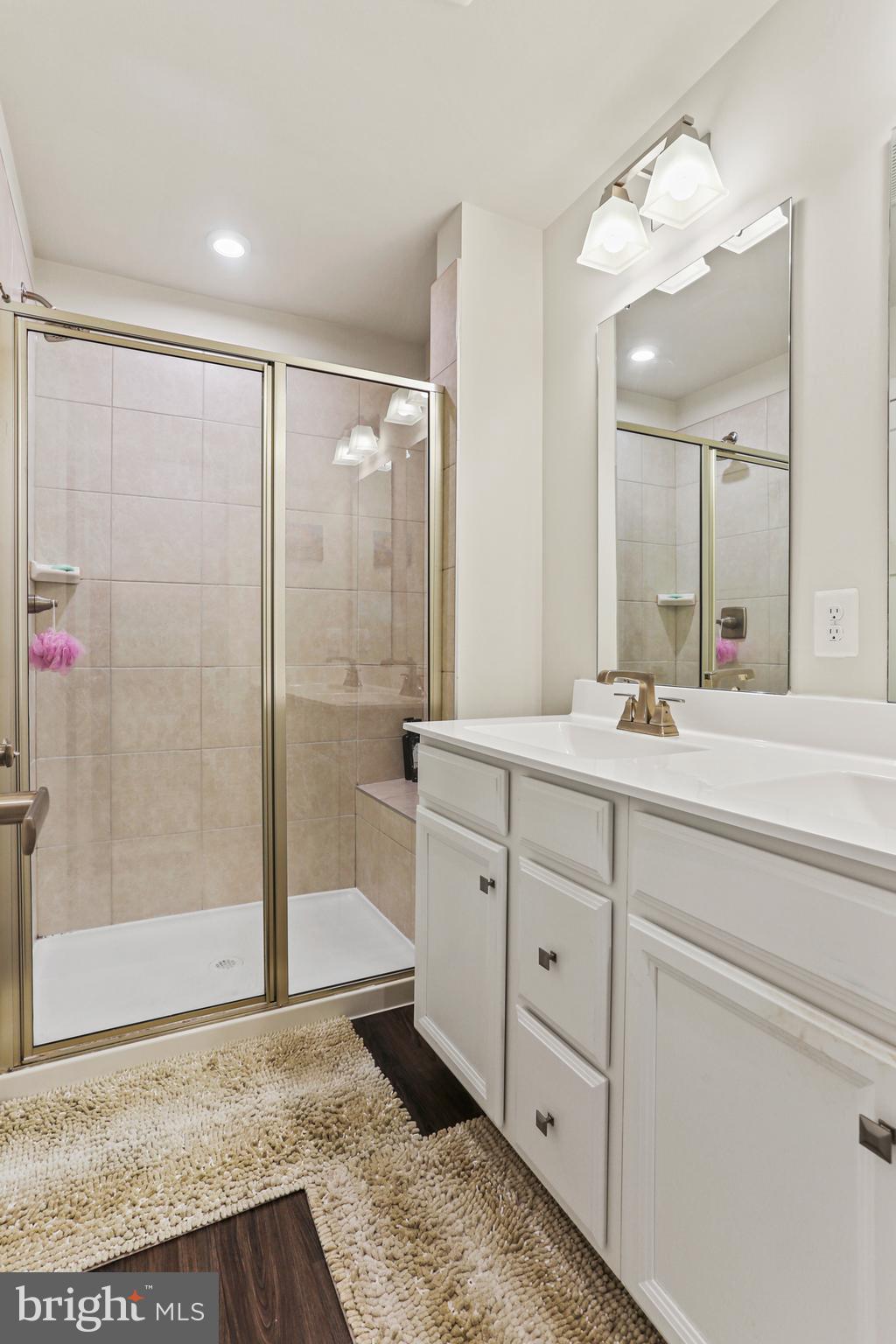 PADDOCK POINTE - Residential Lease