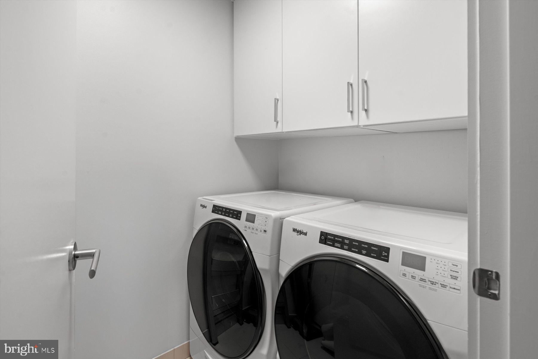 LOGAN SQUARE - Residential Lease