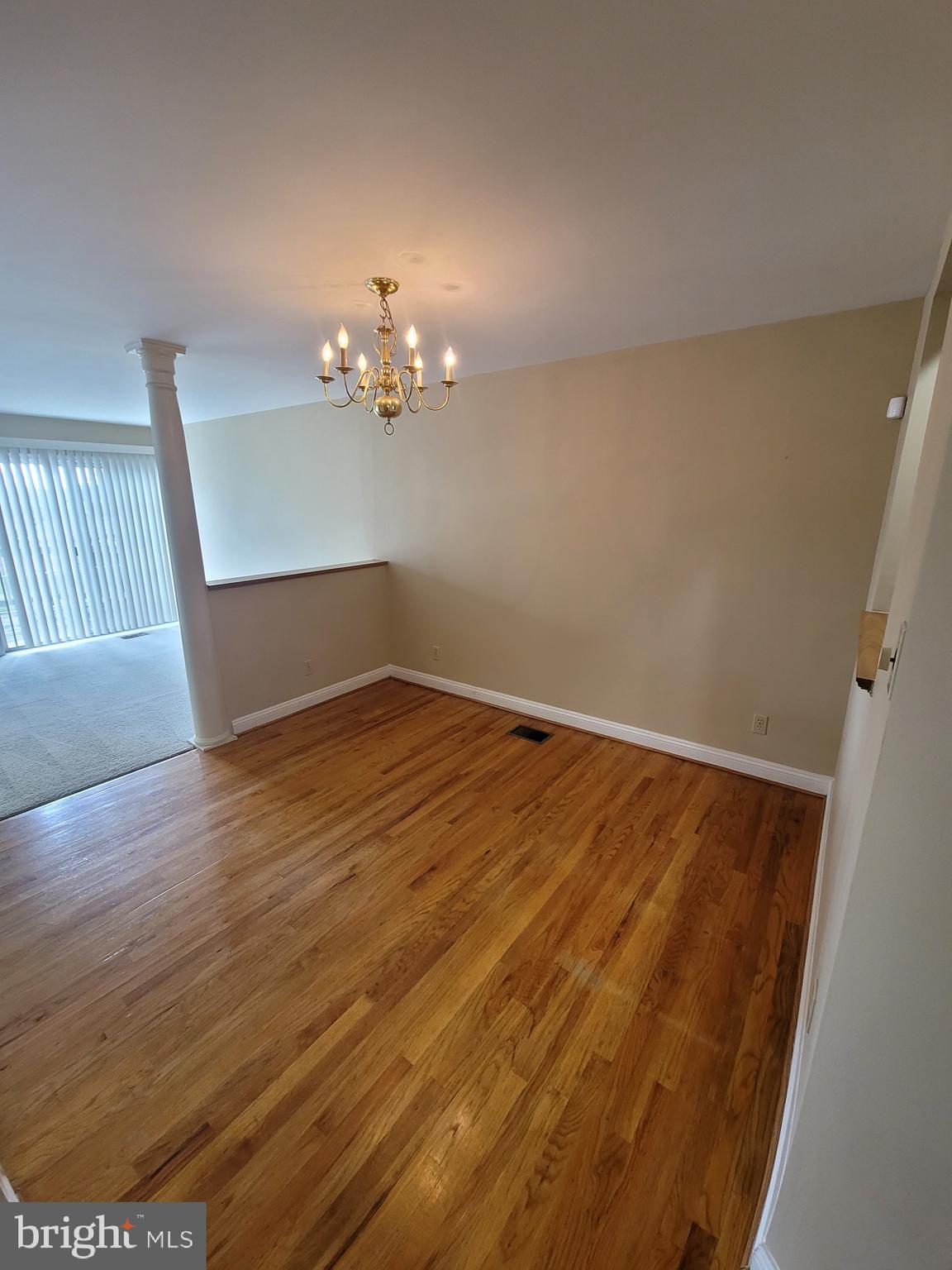 LAKEWOOD ESTATES - Residential Lease