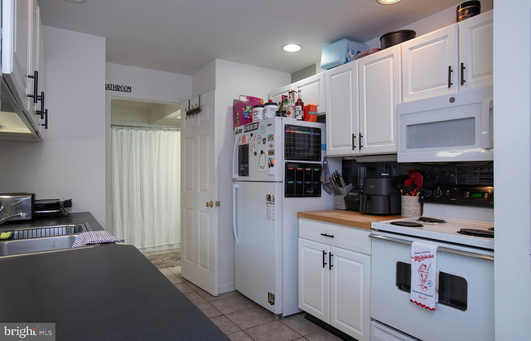 CHERRINGTON - Residential Lease