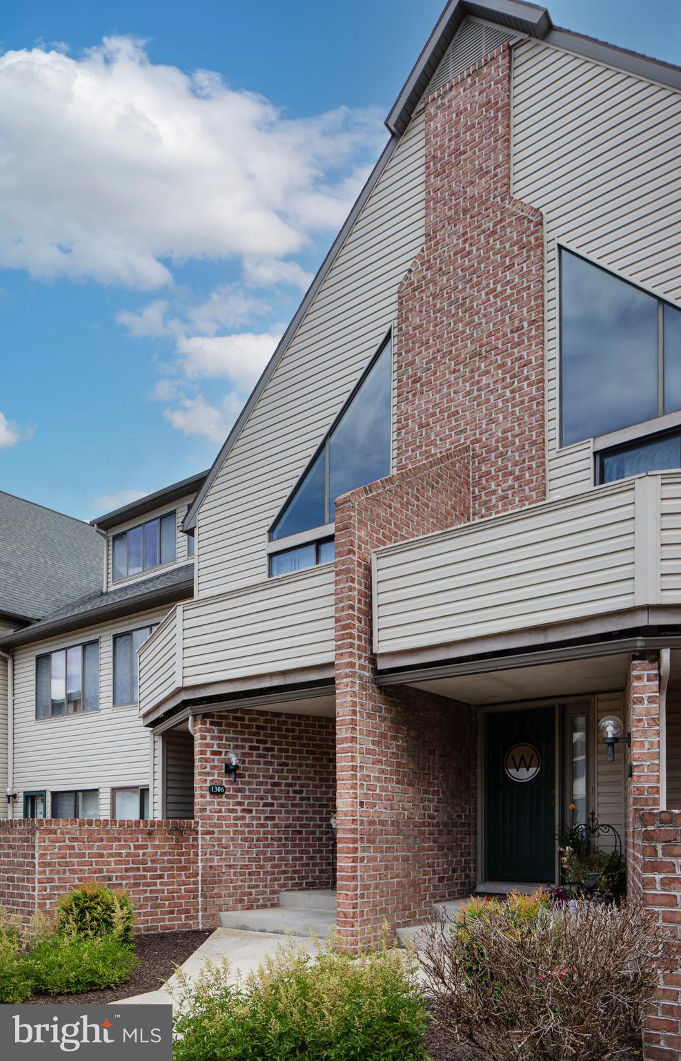 CHERRINGTON - Residential Lease