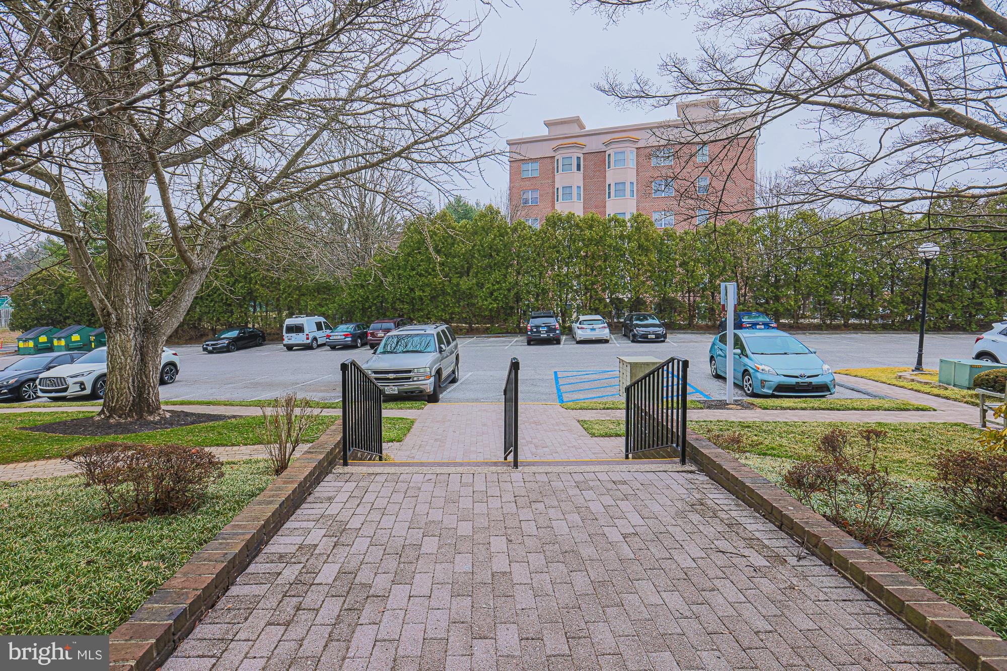 STEVENSON VILLAGE CONDO - Residential