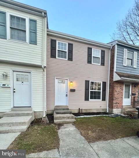 Townhouse For Sale - 68 Forest Creek Drive<br/> DOVER, DE 19904