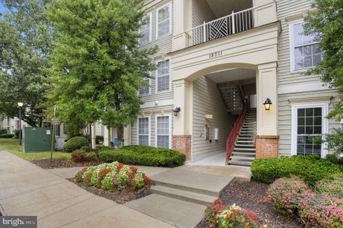 Condo For Sale - 18711 Sparkling Water Drive #F<br/> Montgomery County, GERMANTOWN, MD 20874
