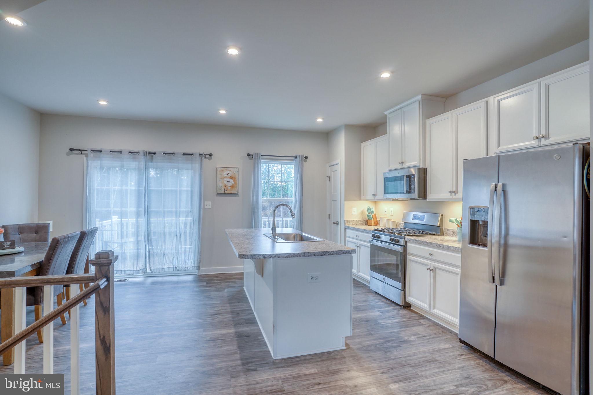 WHITEWOOD VILLAGE - Residential